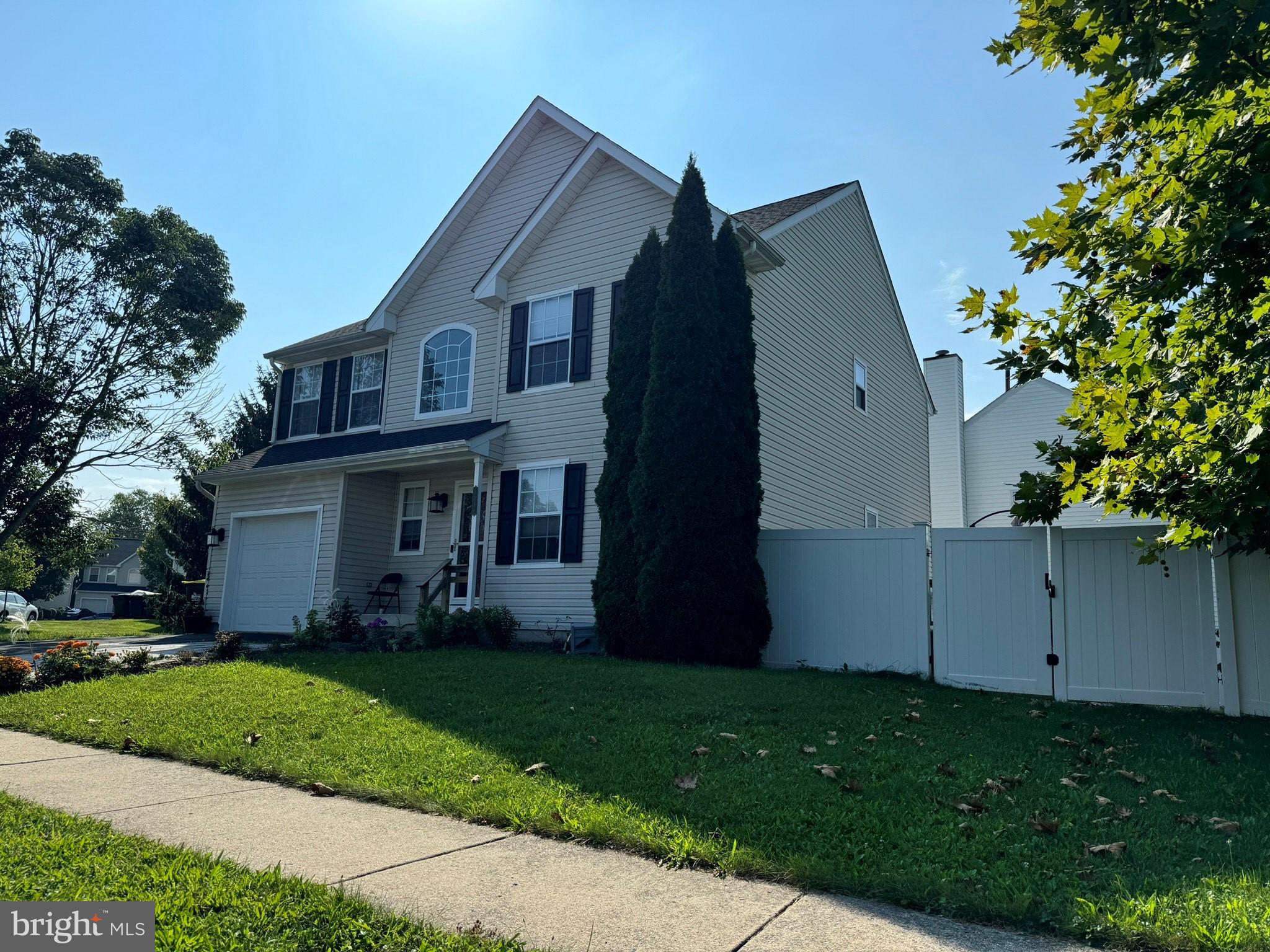 RICHLAND CT - Residential