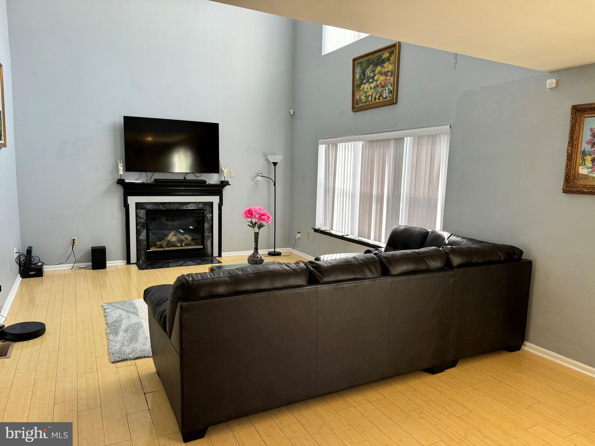 RICHLAND CT - Residential