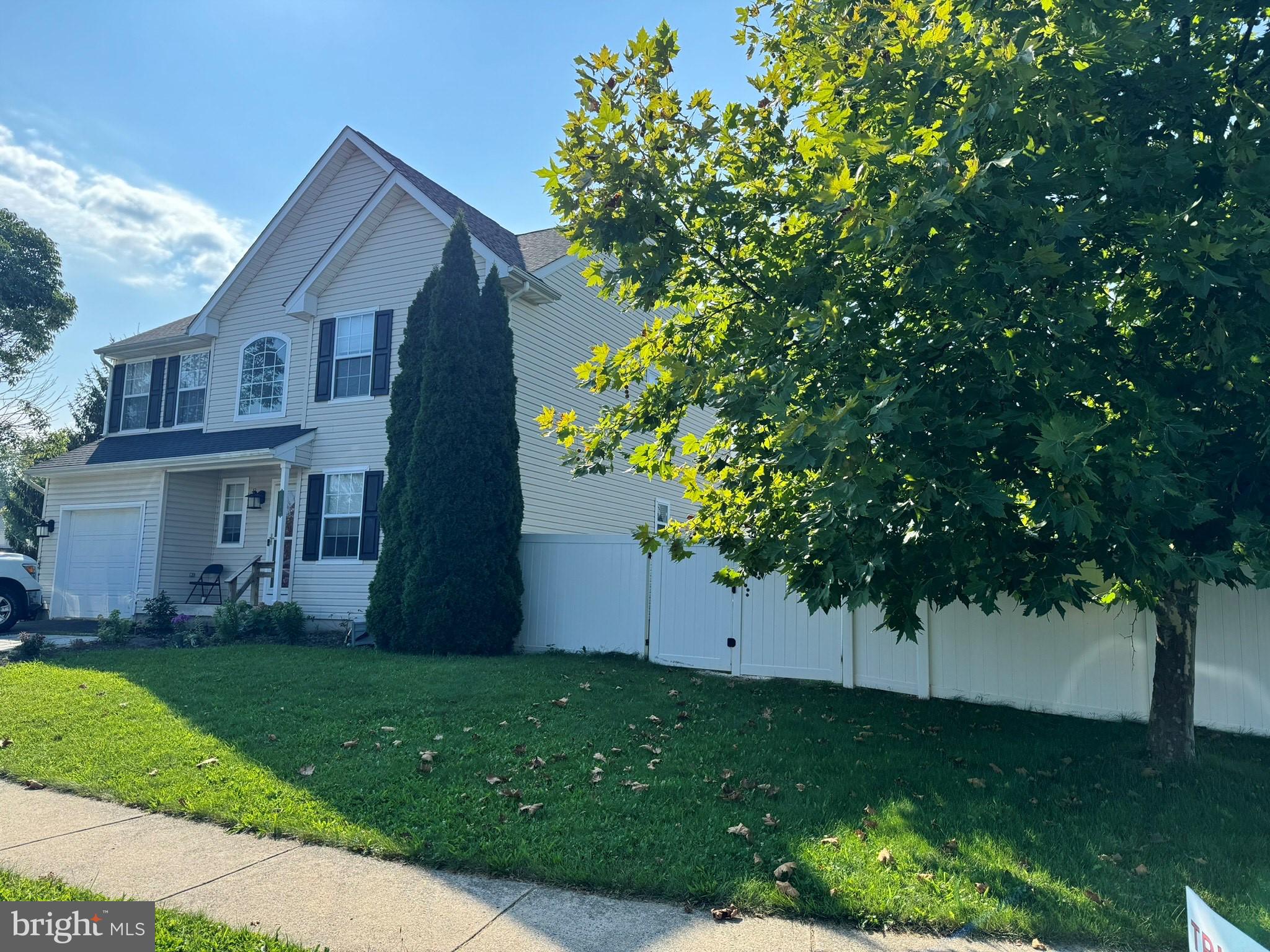 RICHLAND CT - Residential