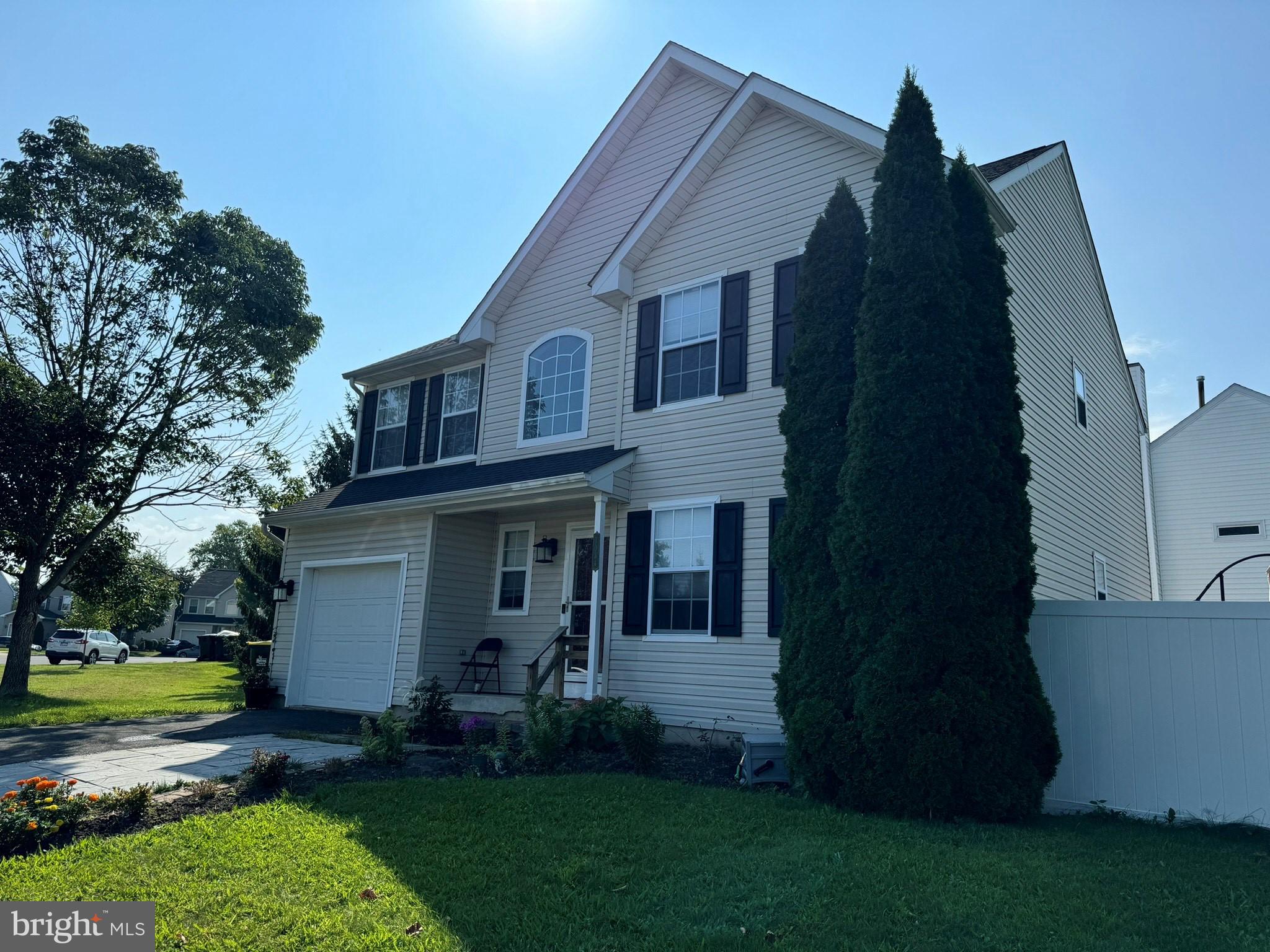 RICHLAND CT - Residential