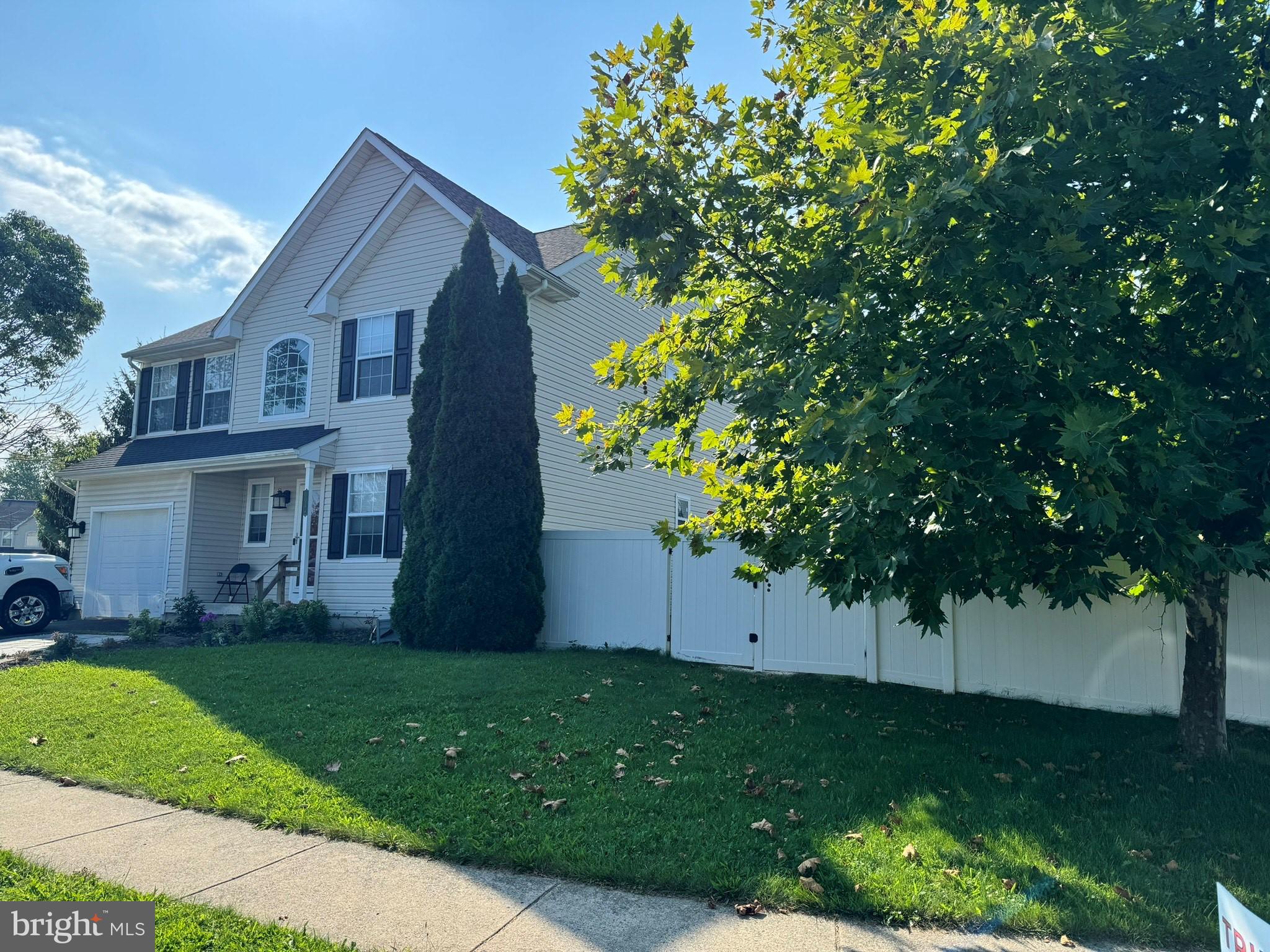 RICHLAND CT - Residential