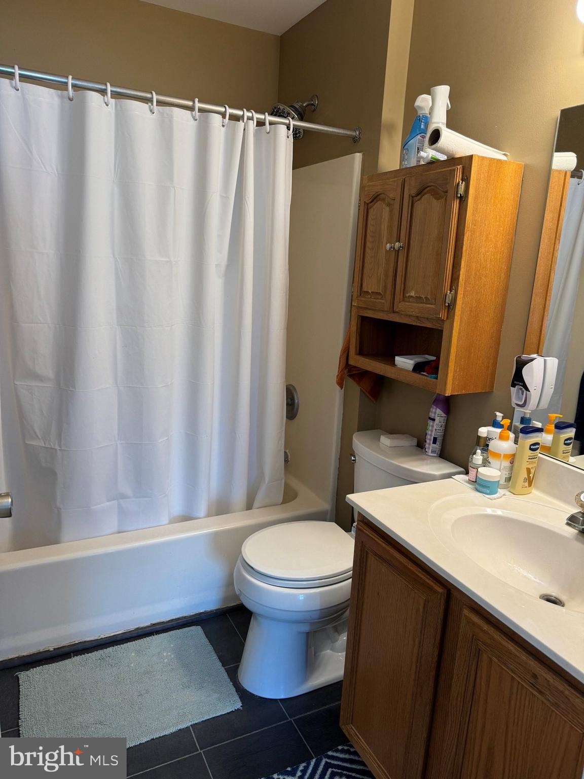 RICHLAND CT - Residential