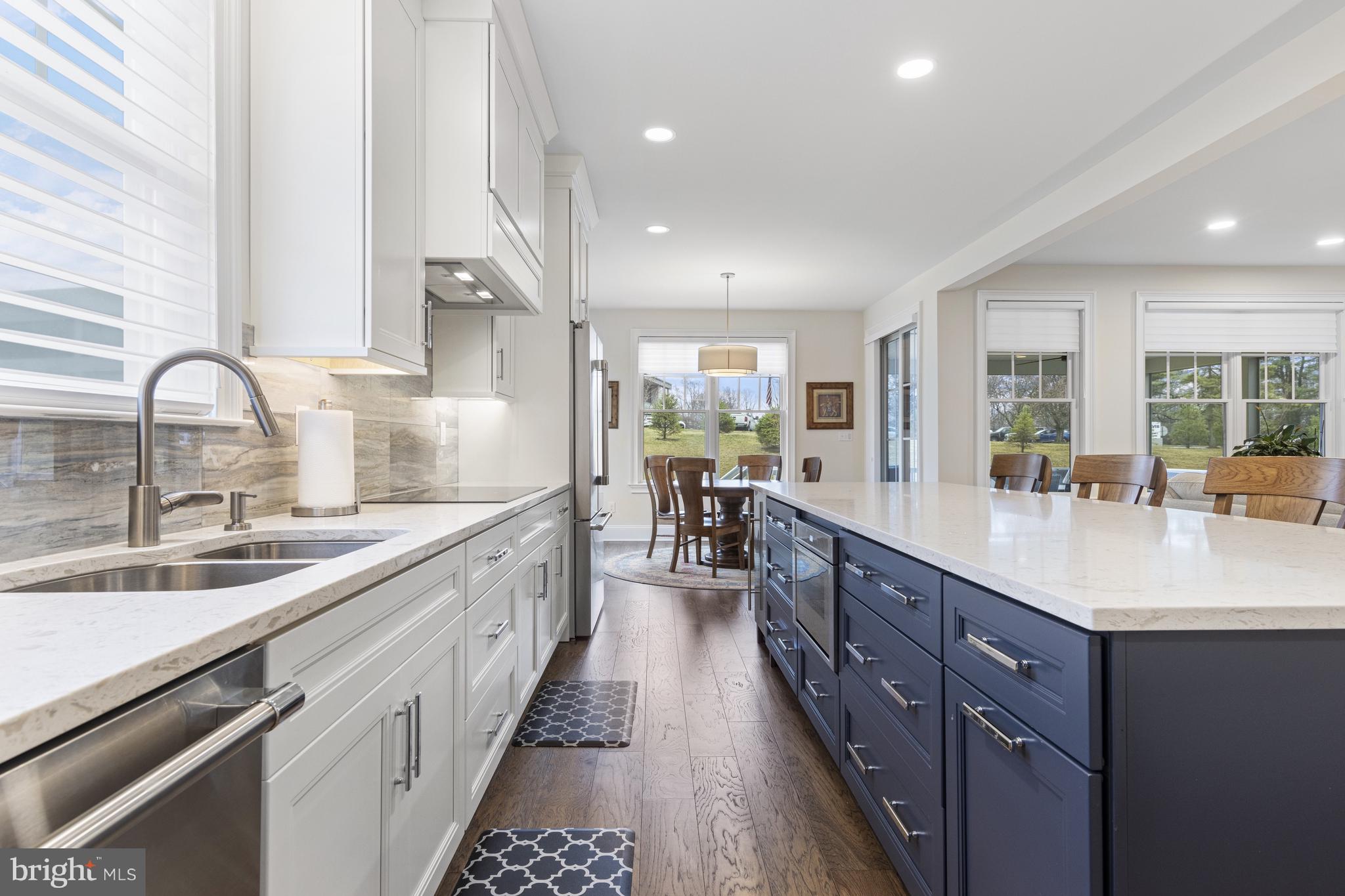 THE VILLAGES AT NORTHRIDGE - Residential