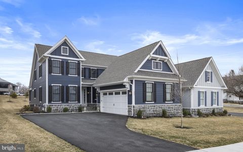 302 MERION COURT KENNETT SQUARE PA 19348