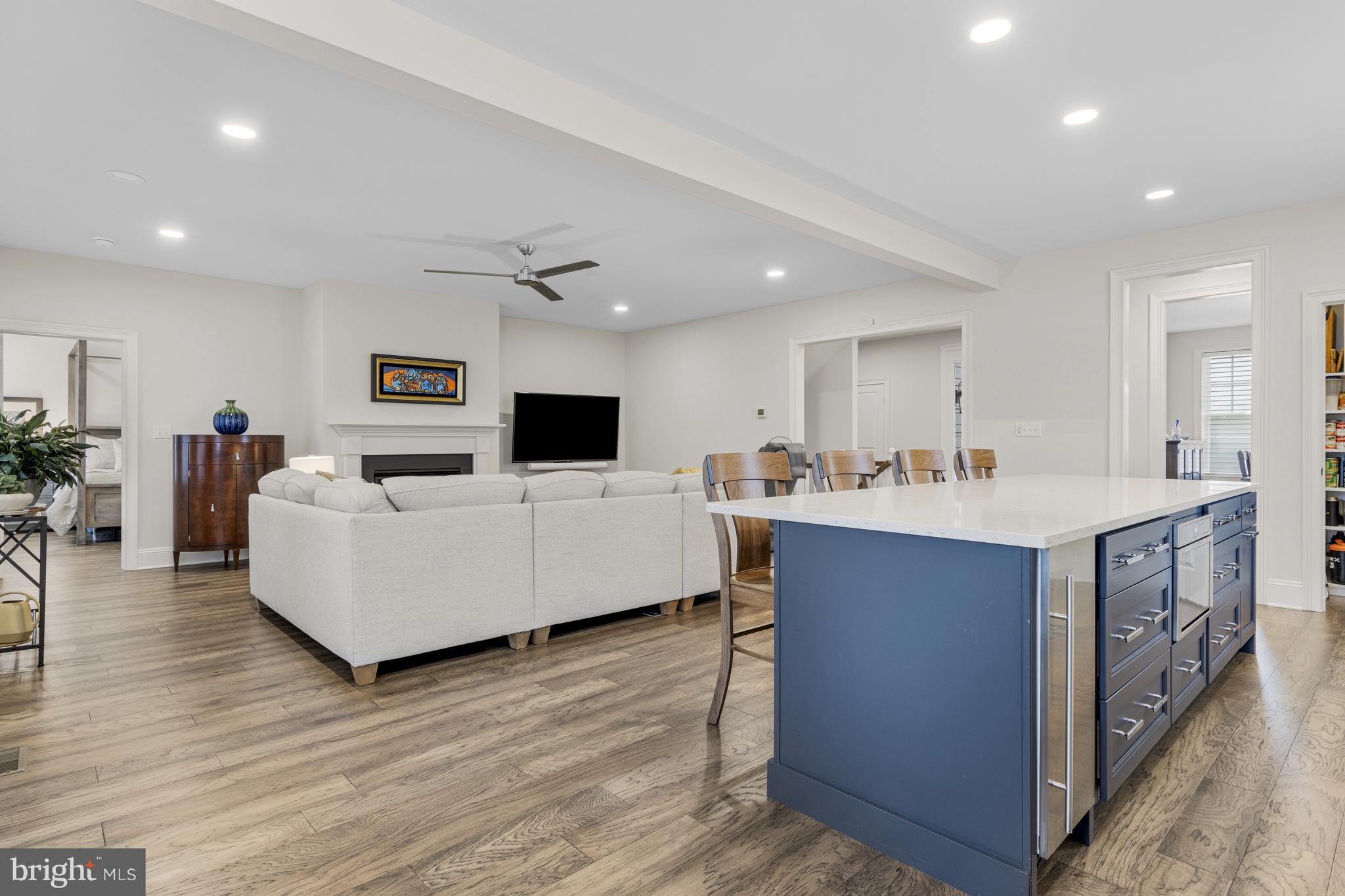 THE VILLAGES AT NORTHRIDGE - Residential