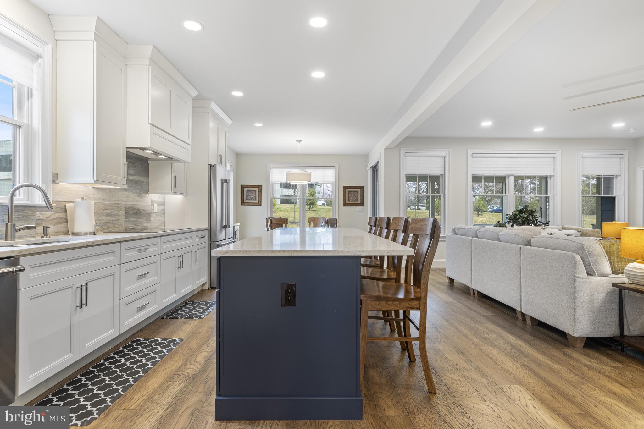 THE VILLAGES AT NORTHRIDGE - Residential