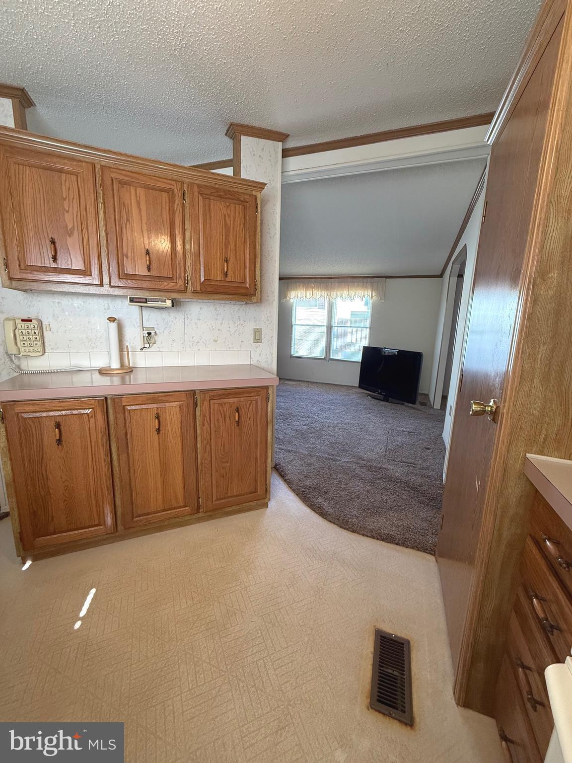 COUNTRY MANOR FARMS - Residential