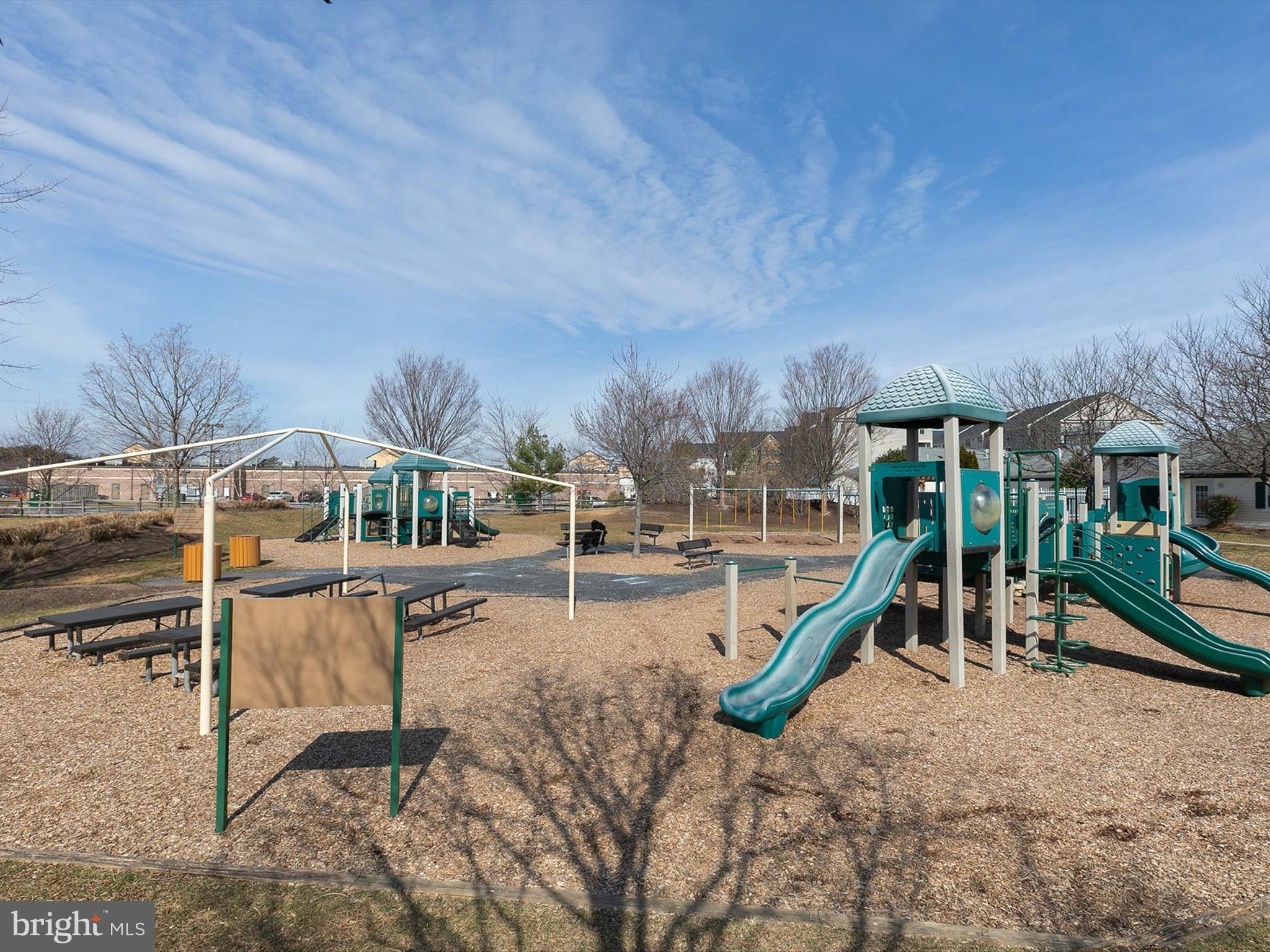 PINEY ORCHARD - Residential