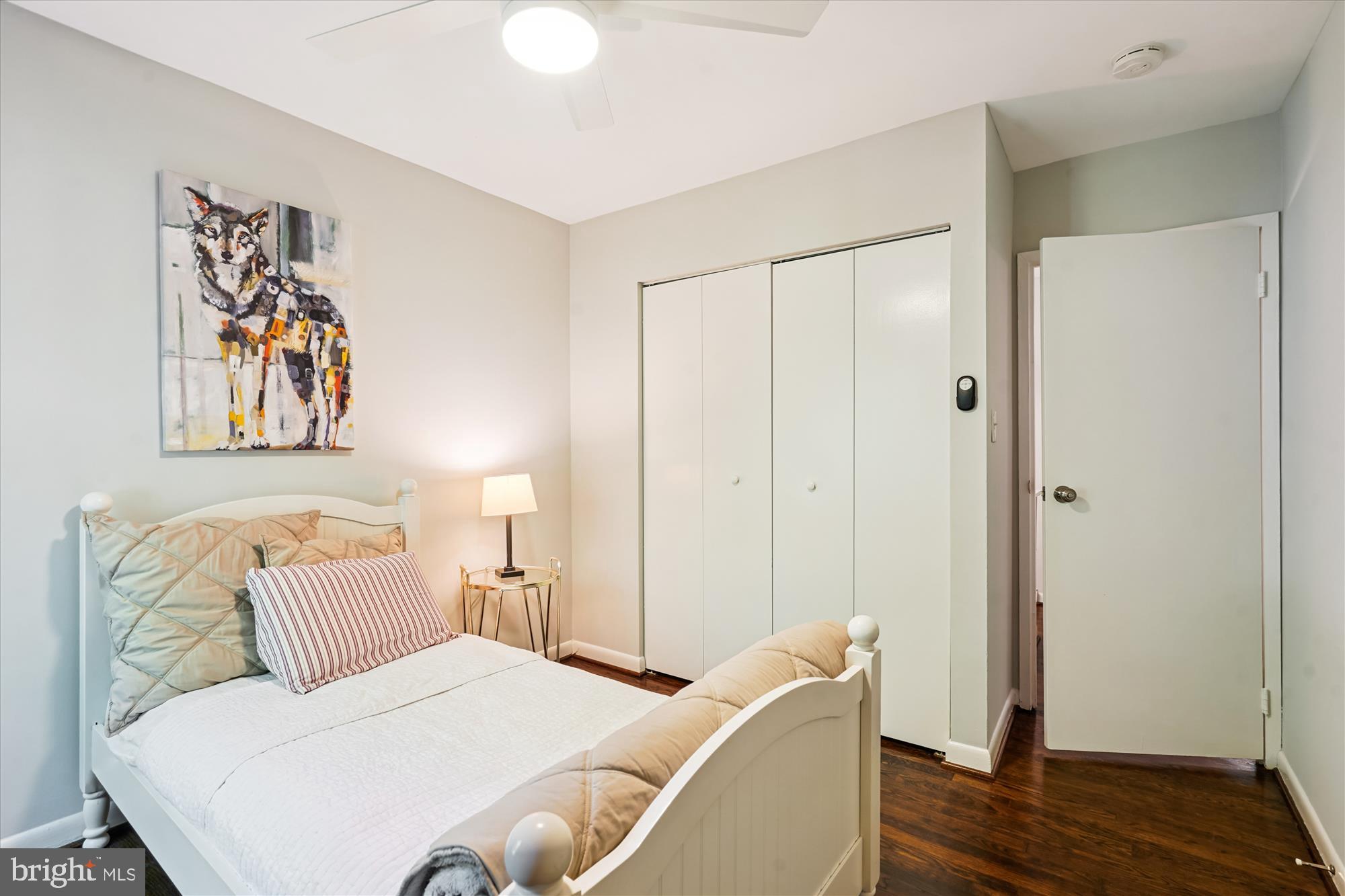 RESTON - Residential