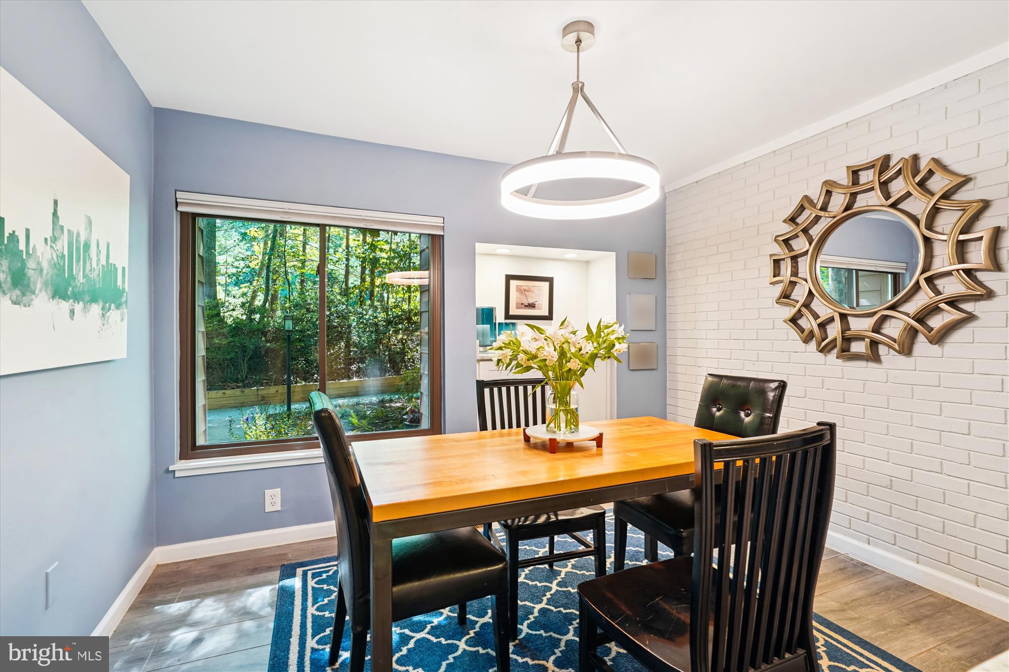 RESTON - Residential