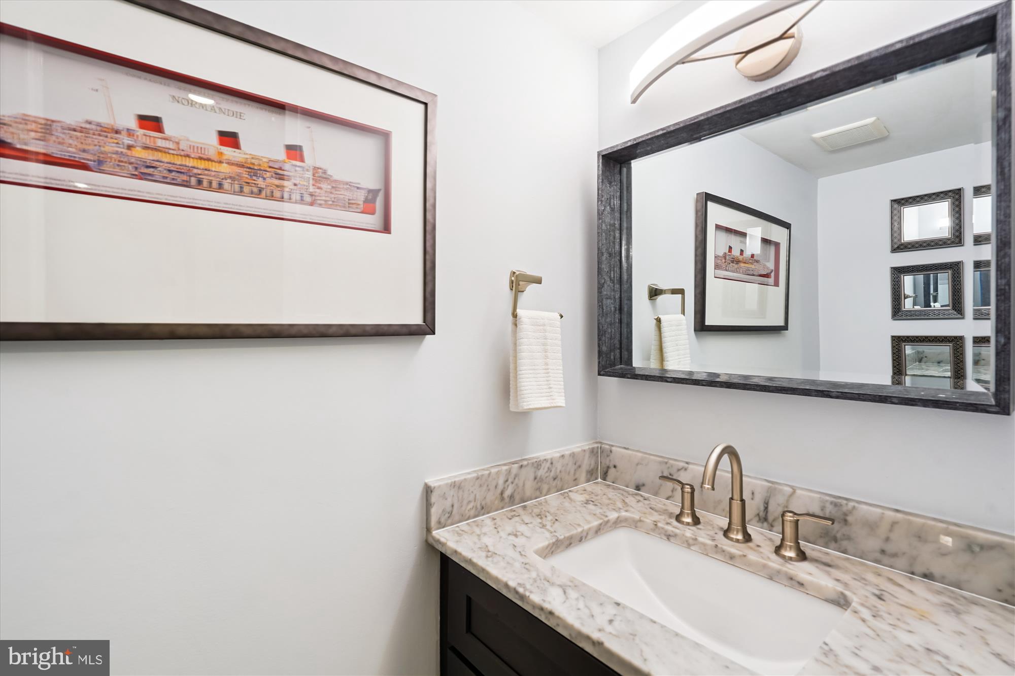 RESTON - Residential