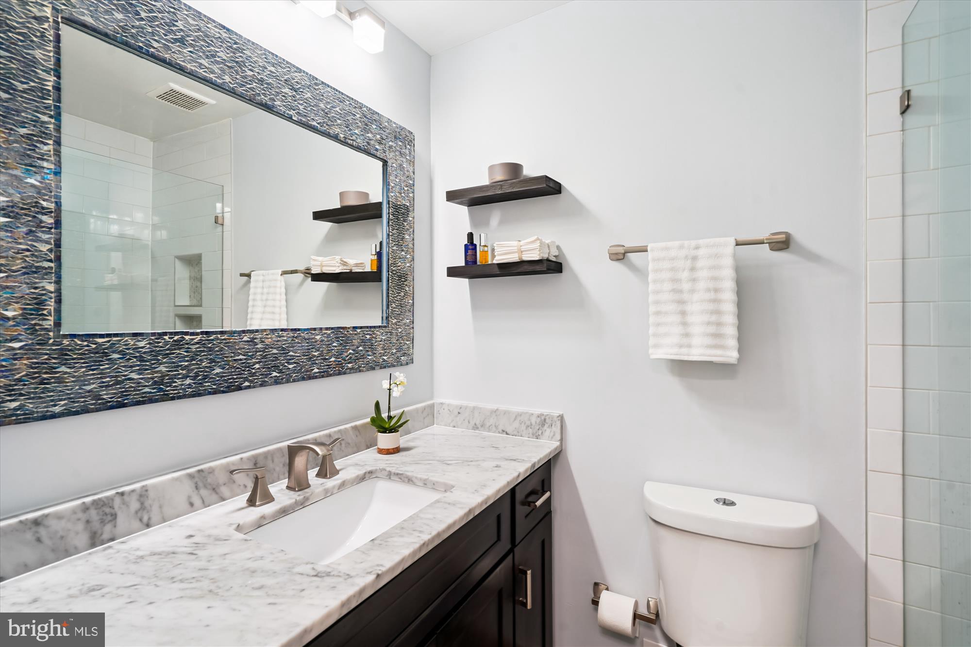 RESTON - Residential