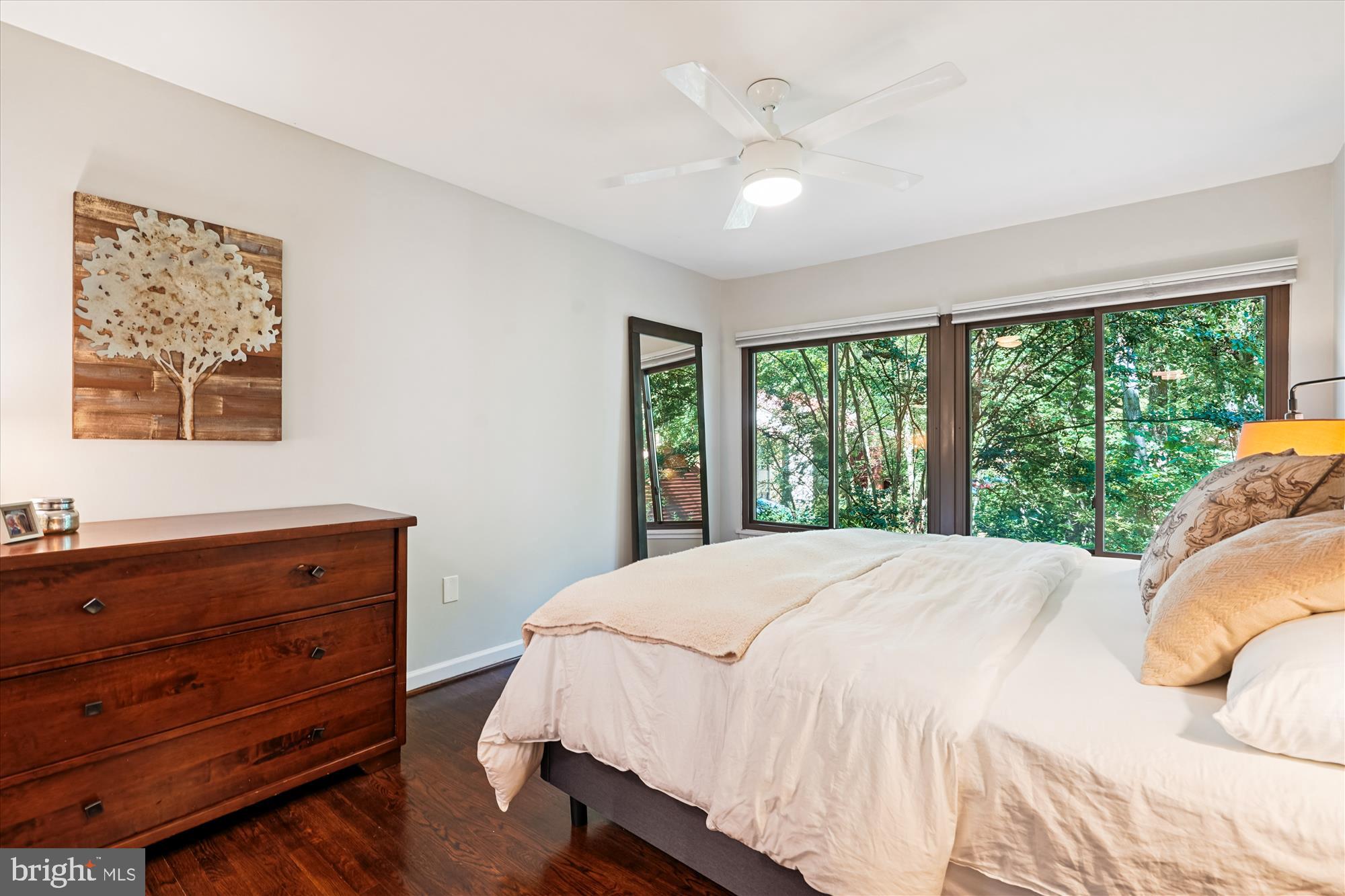 RESTON - Residential