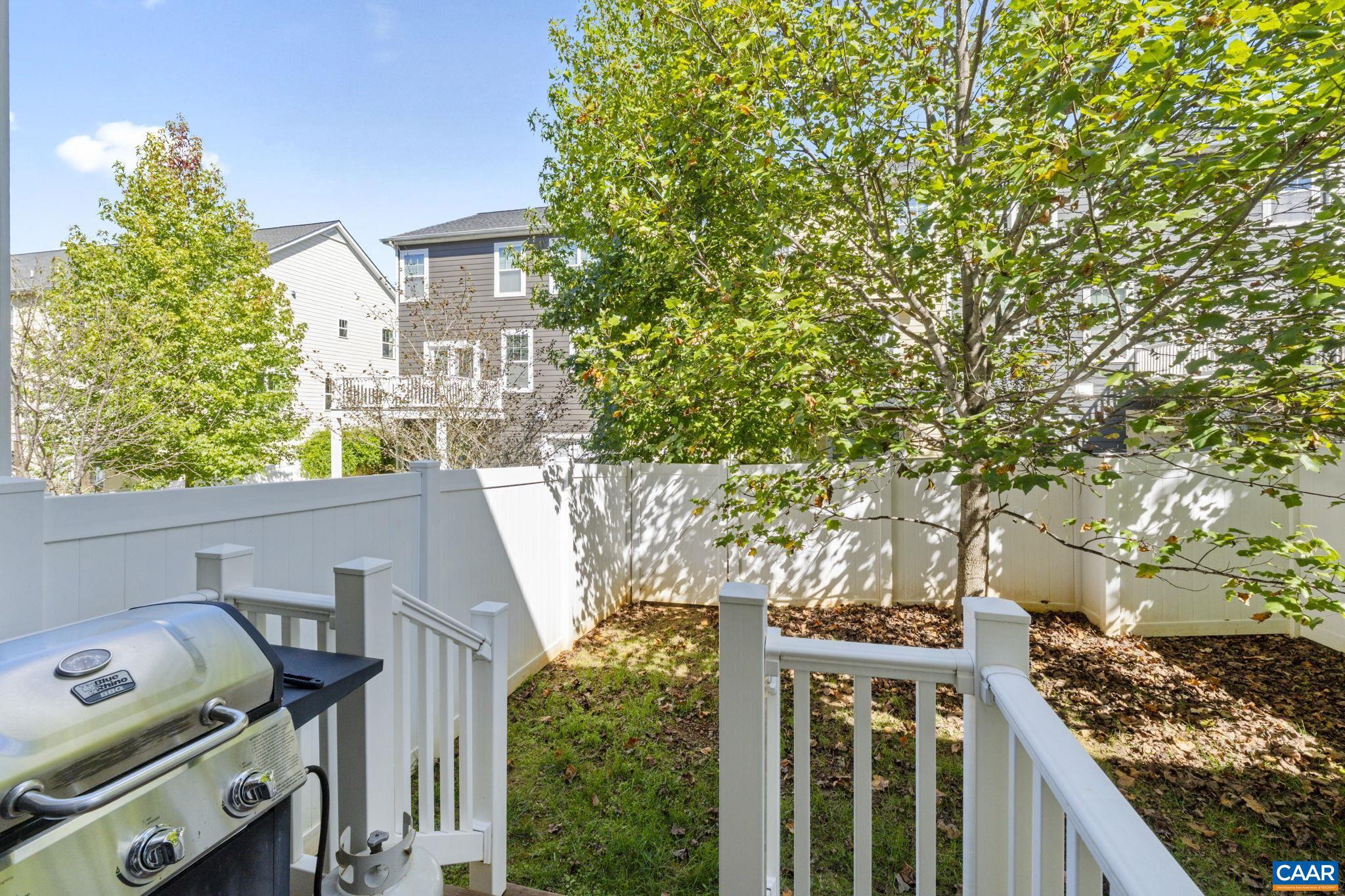 PAVILIONS AT PANTOPS - Residential