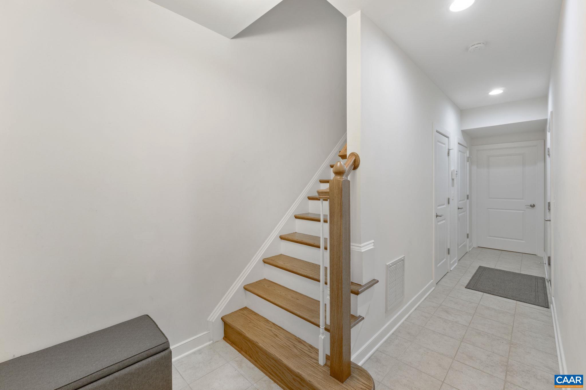 PAVILIONS AT PANTOPS - Residential