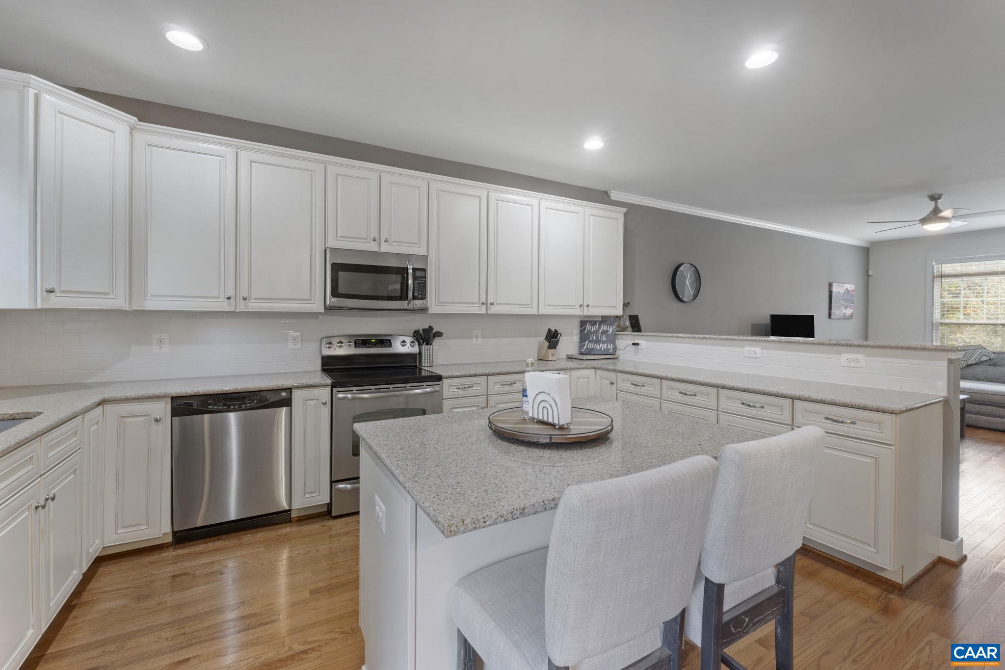 PAVILIONS AT PANTOPS - Residential