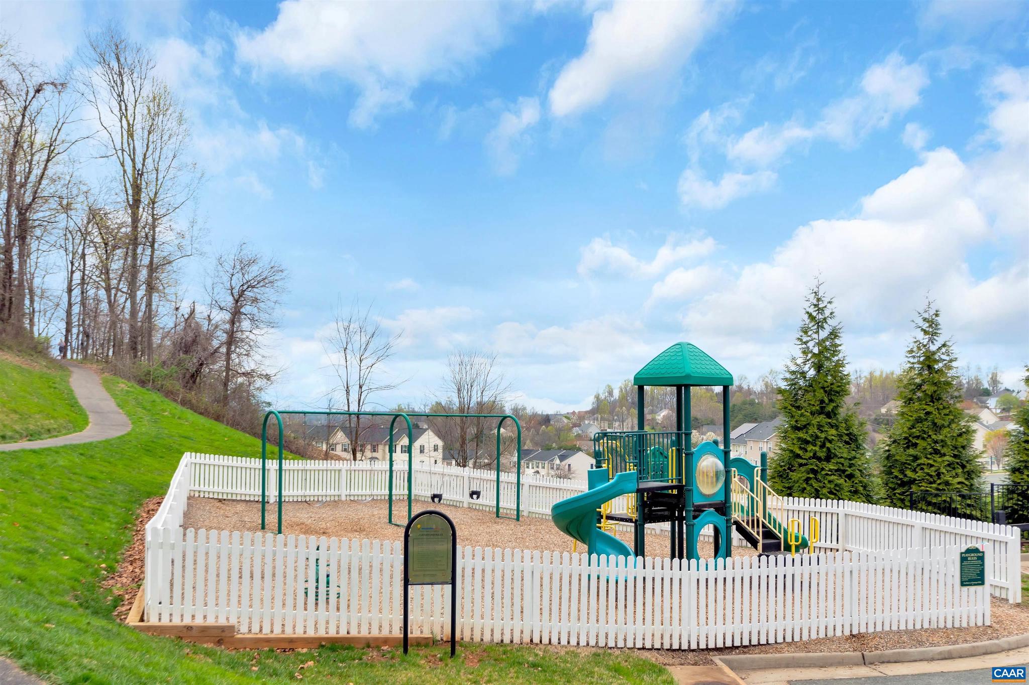 PAVILIONS AT PANTOPS - Residential