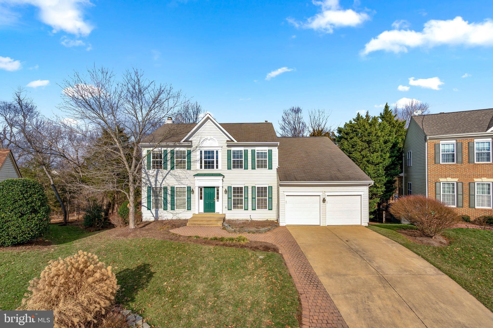 ASHBURN VILLAGE - Residential