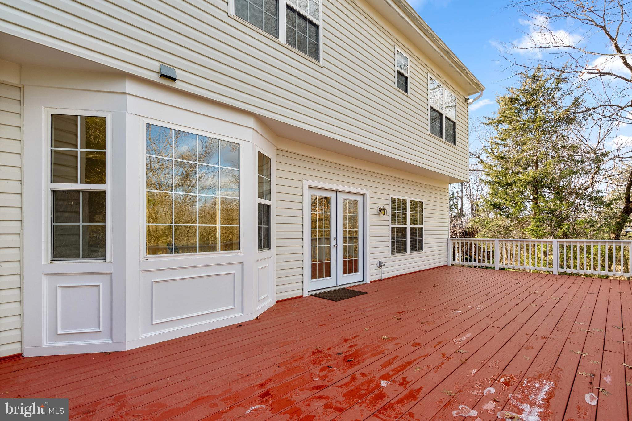 ASHBURN VILLAGE - Residential