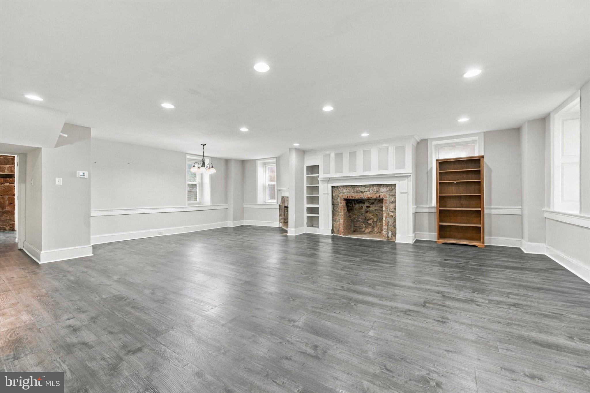 661 OLD READING PIKE