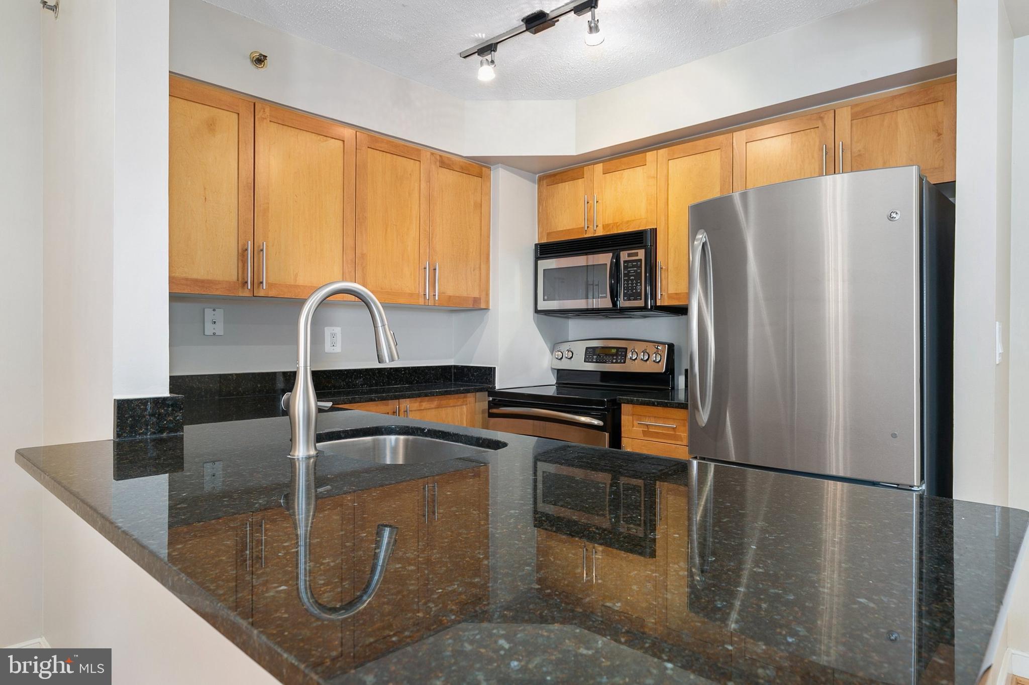 7500 WOODMONT AVENUE S1117