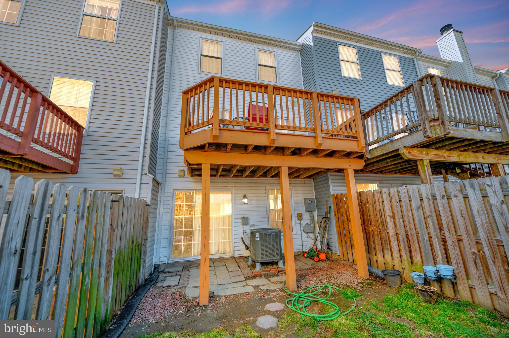 SUNNINGDALE MEADOWS - Residential