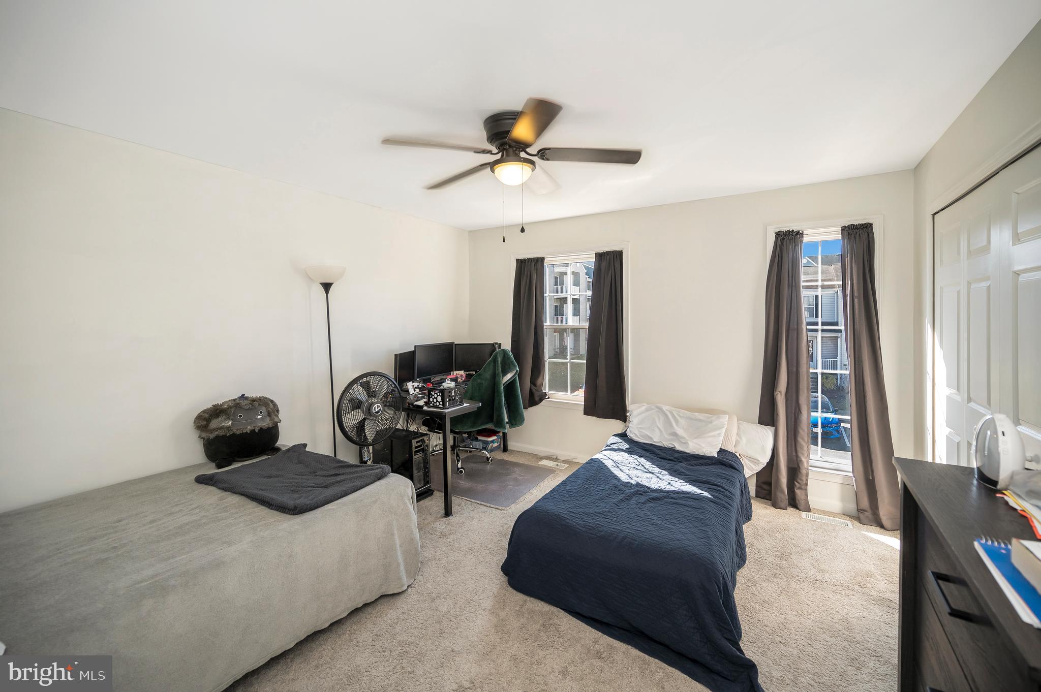 SUNNINGDALE MEADOWS - Residential