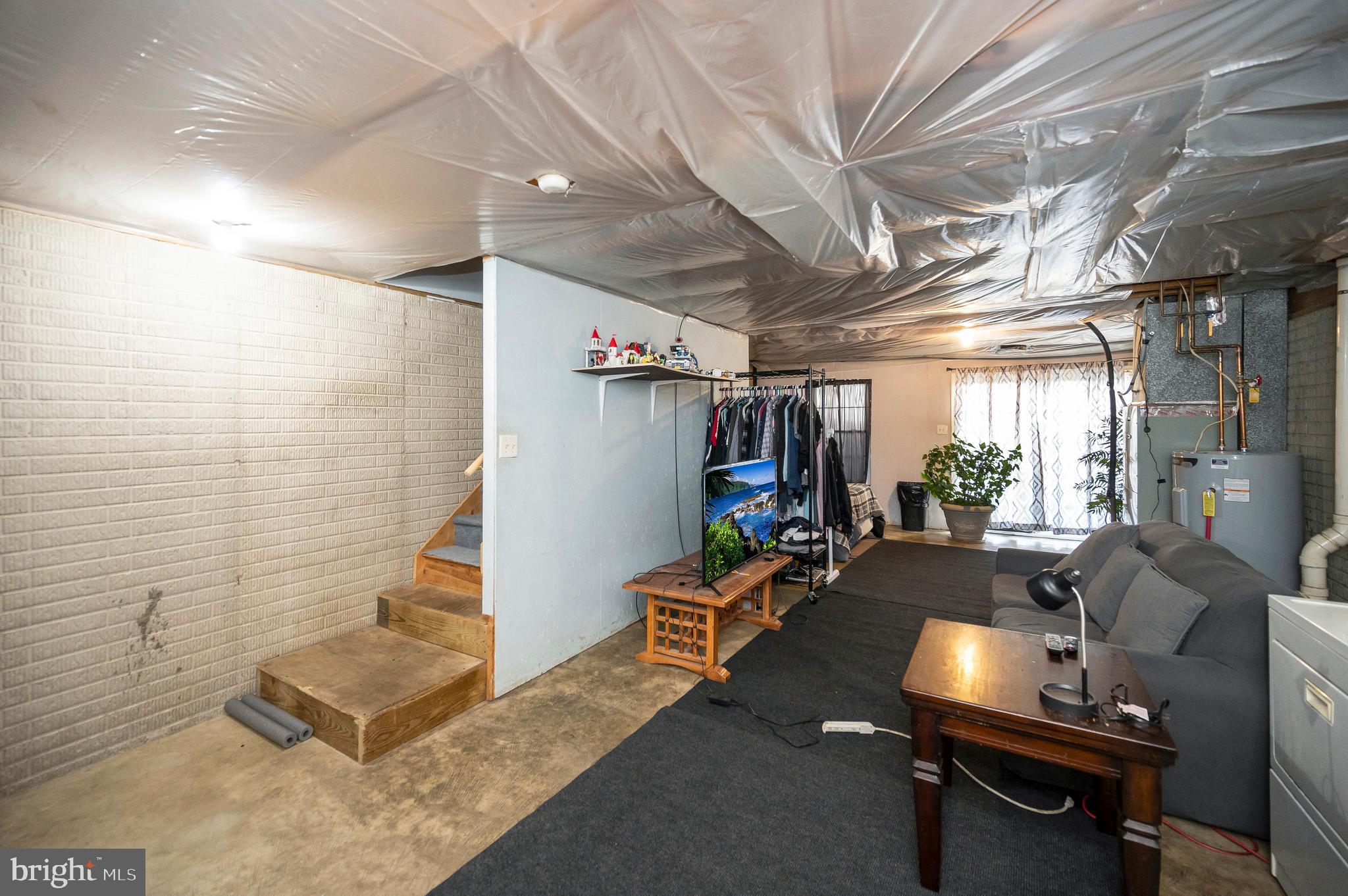 SUNNINGDALE MEADOWS - Residential