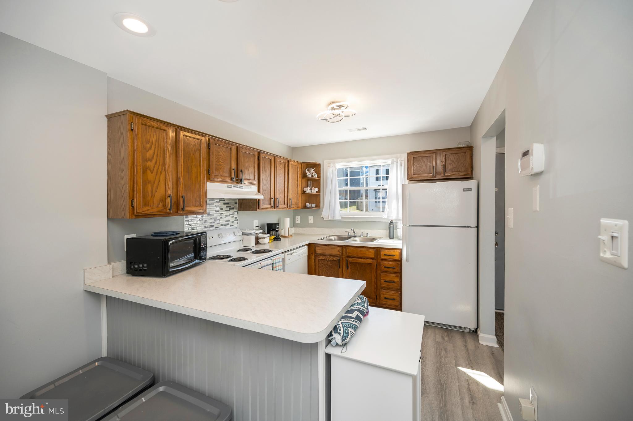 SUNNINGDALE MEADOWS - Residential