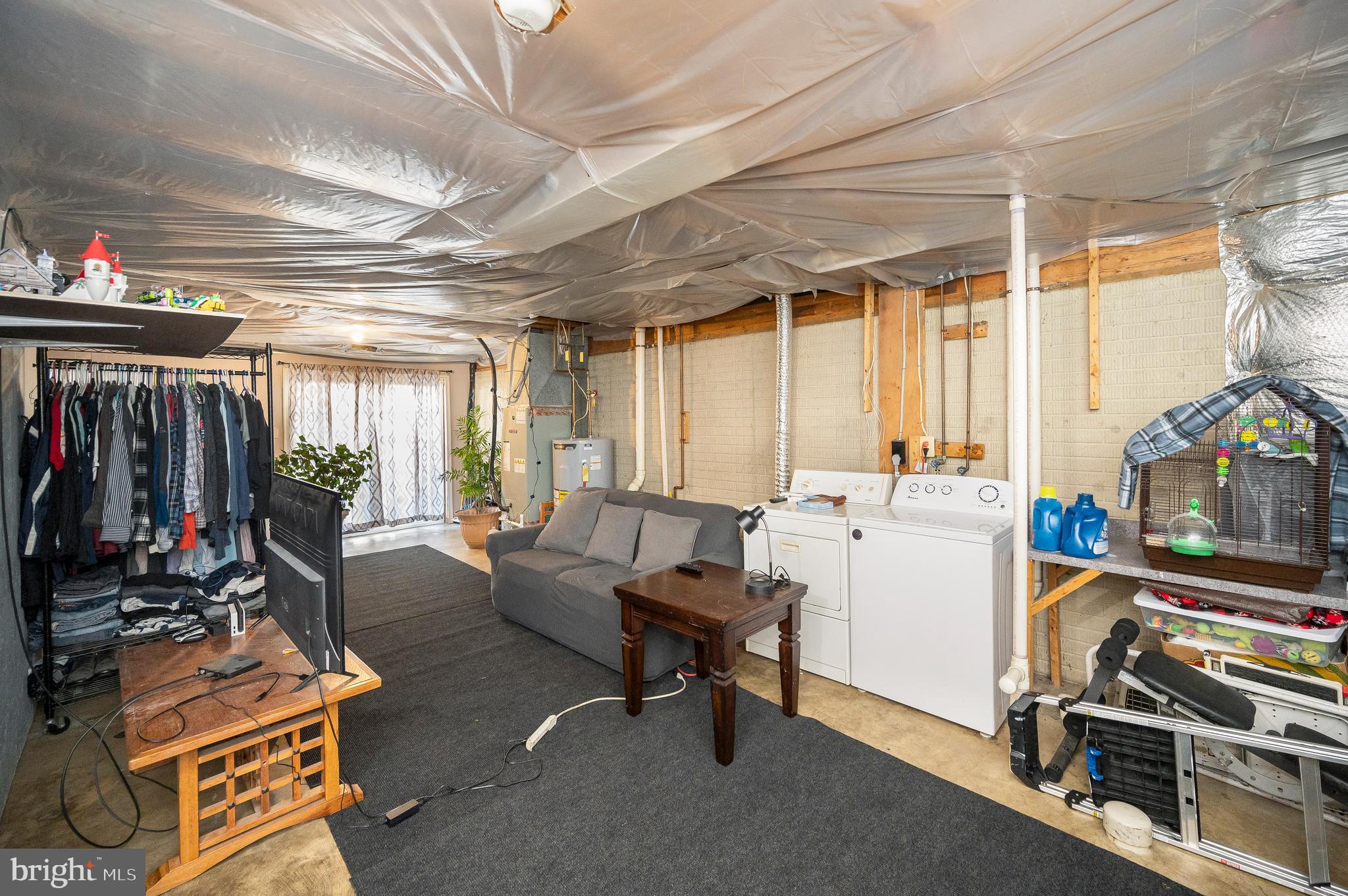 SUNNINGDALE MEADOWS - Residential