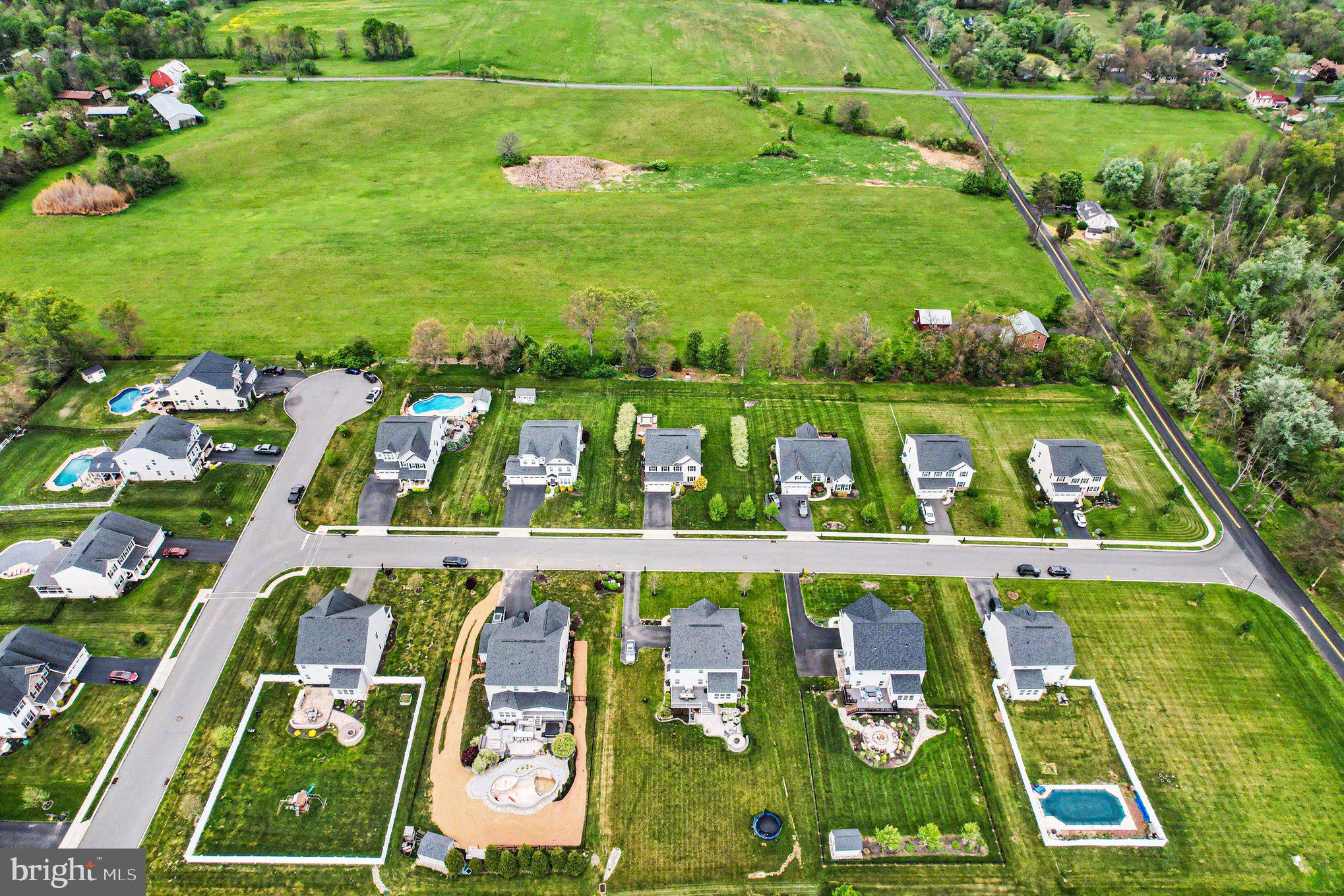 PRES AT MONTGOMERY - Residential