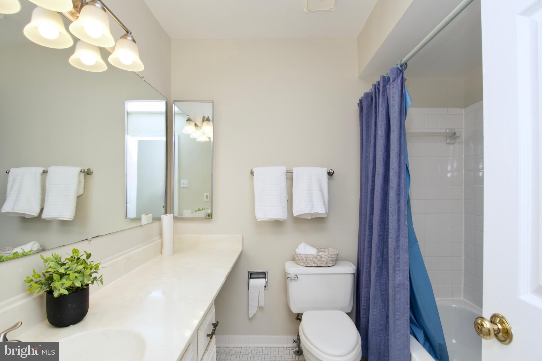 BURKE CENTRE - Residential