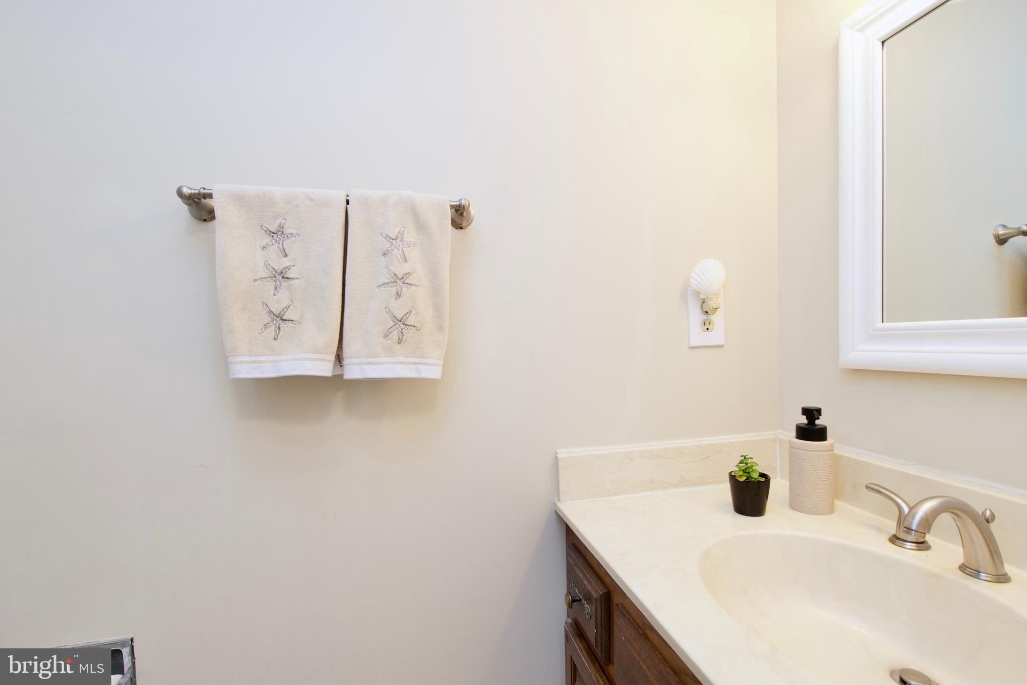 BURKE CENTRE - Residential