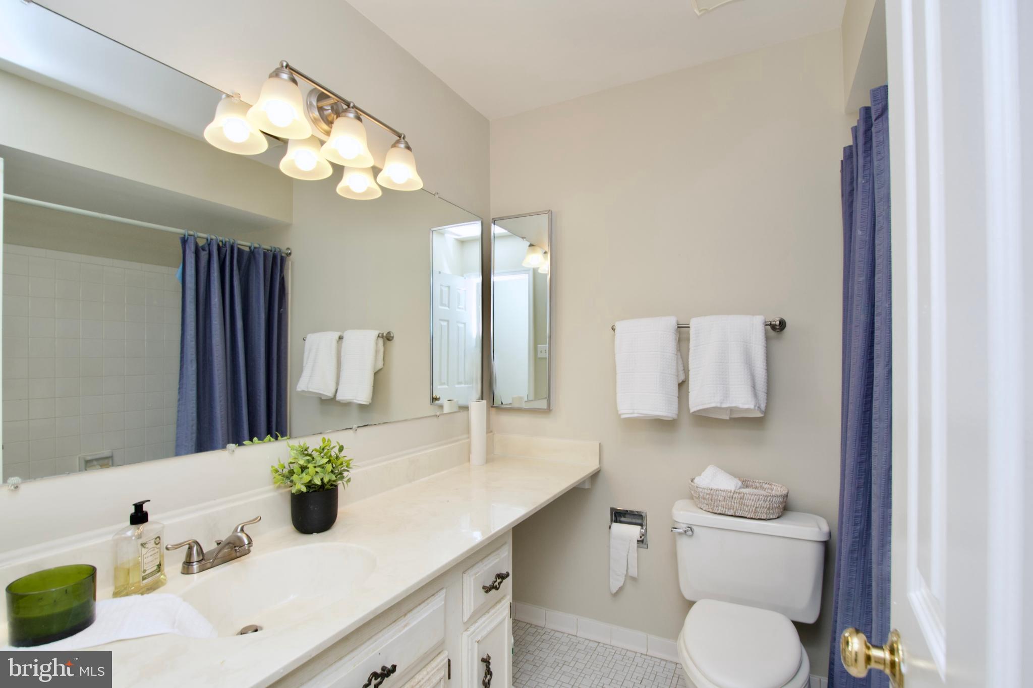 BURKE CENTRE - Residential