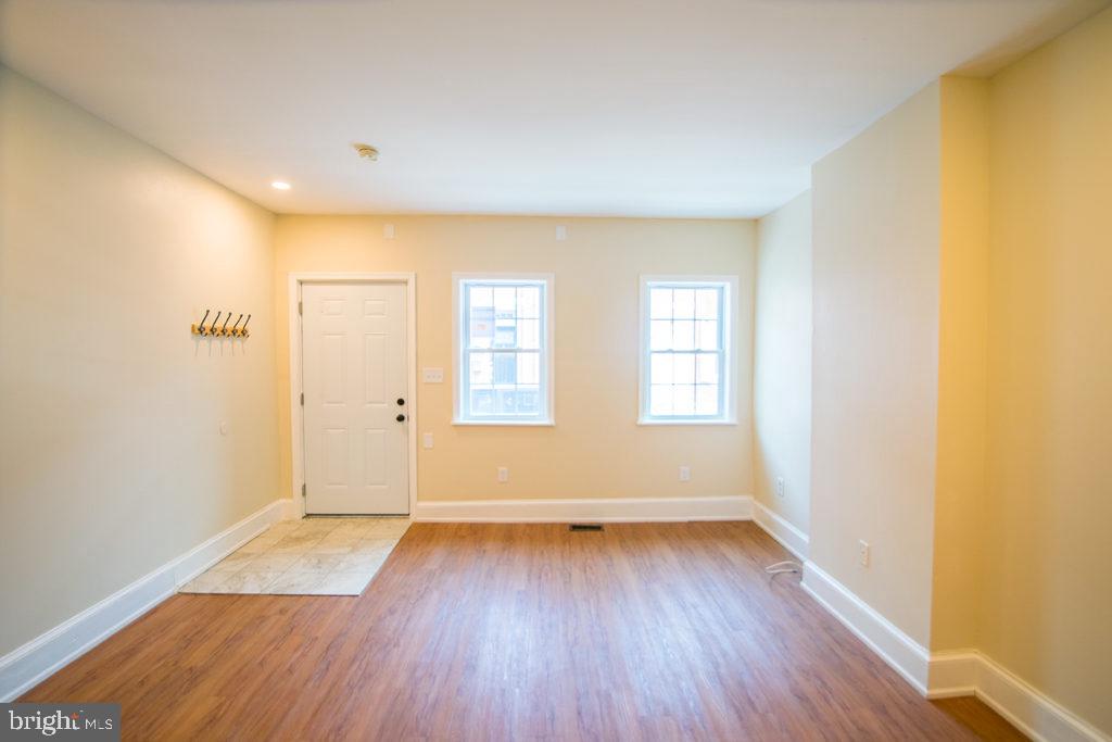 GRADUATE HOSPITAL - Residential Lease