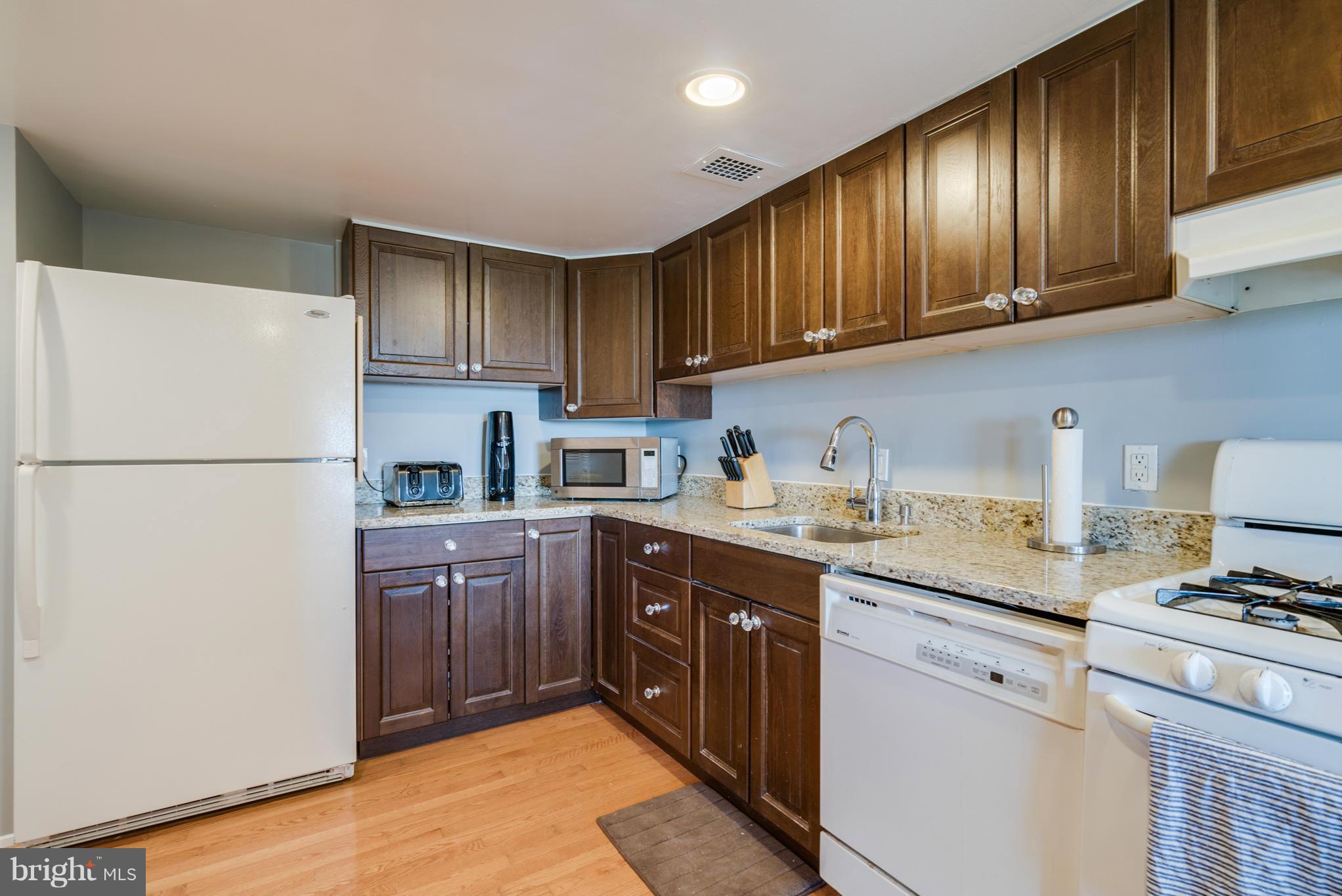 PARKSIDE PLAZA CODM - Residential