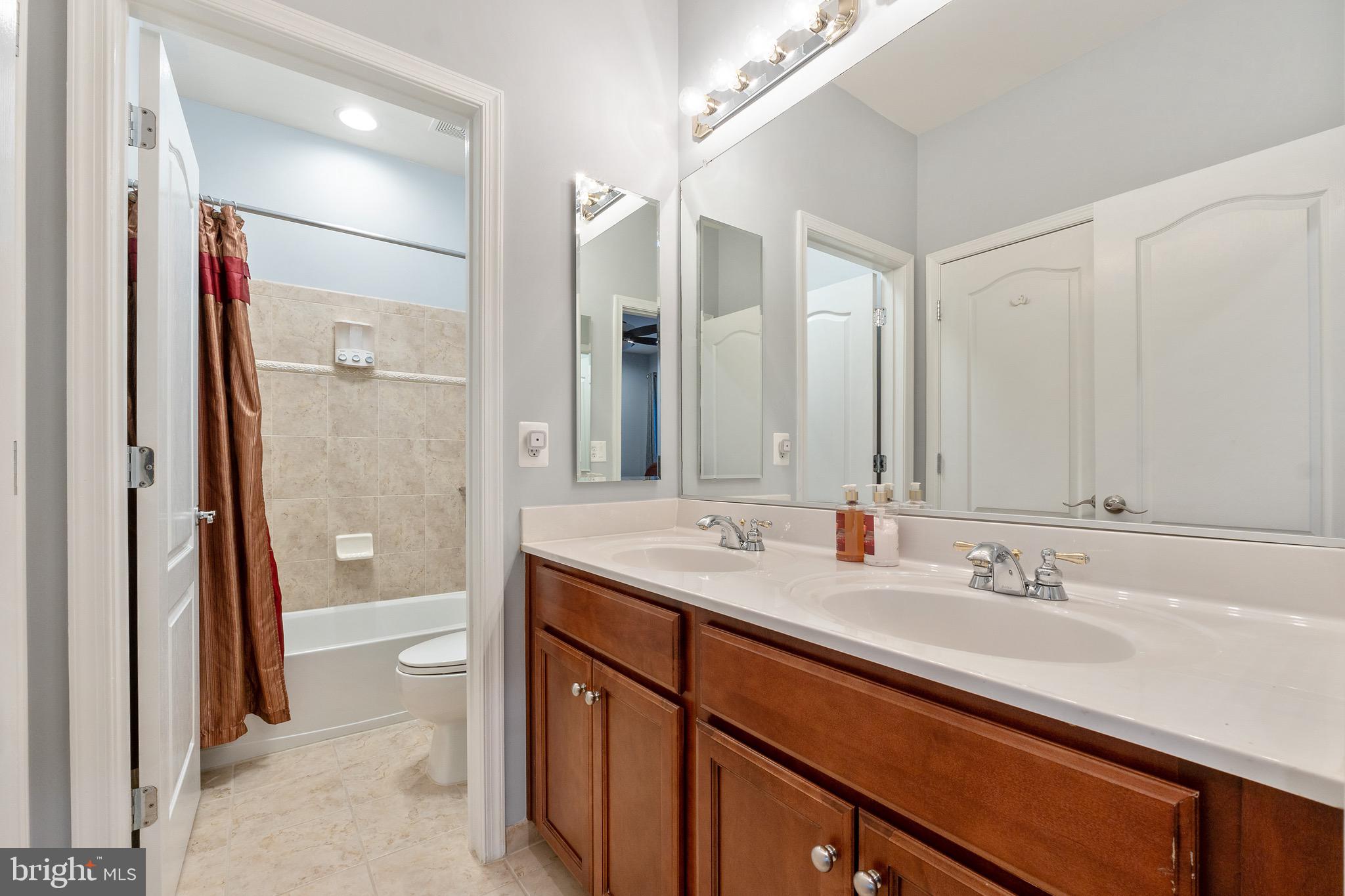 STONE RIDGE - Residential