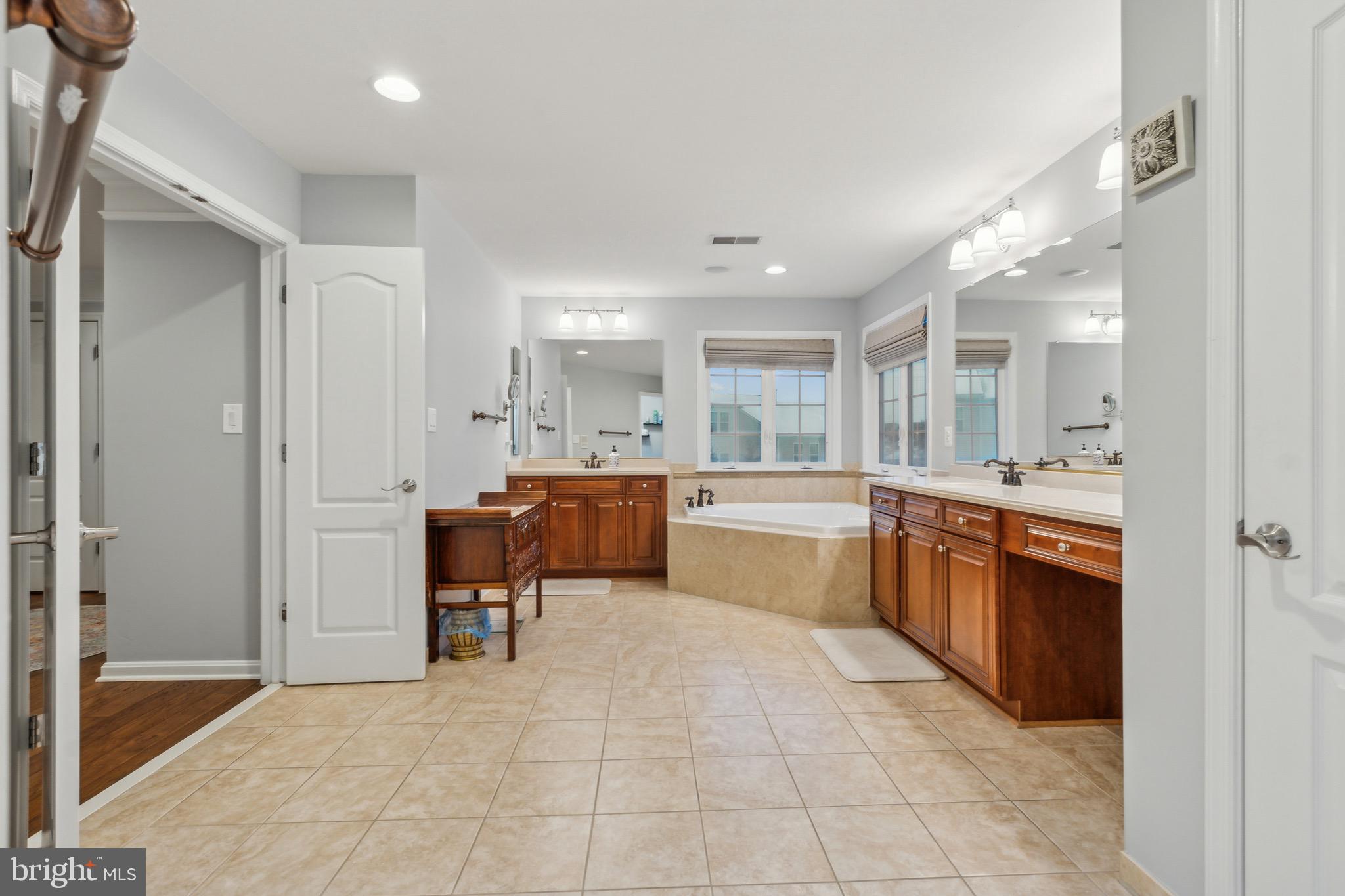 STONE RIDGE - Residential