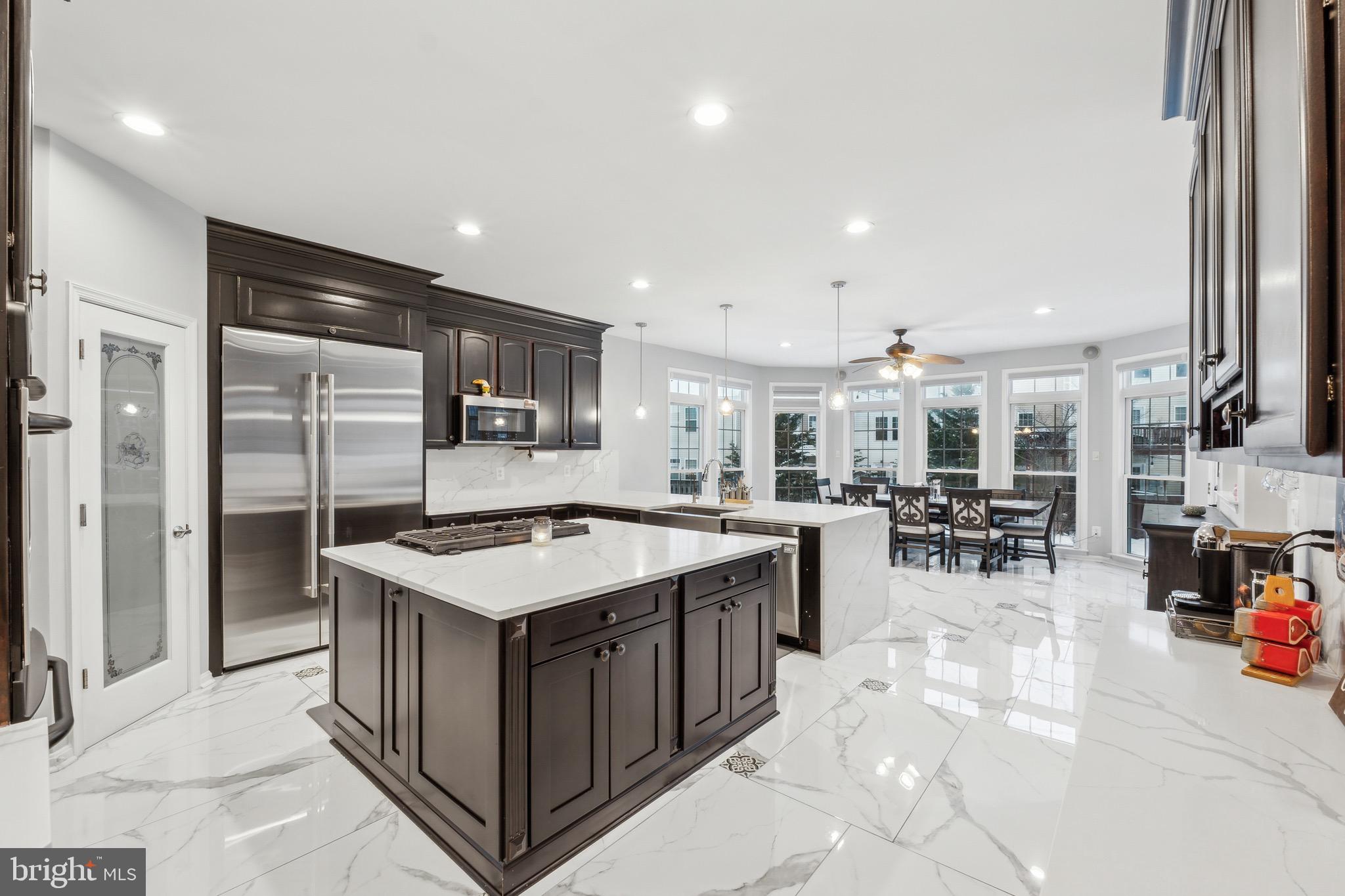 STONE RIDGE - Residential