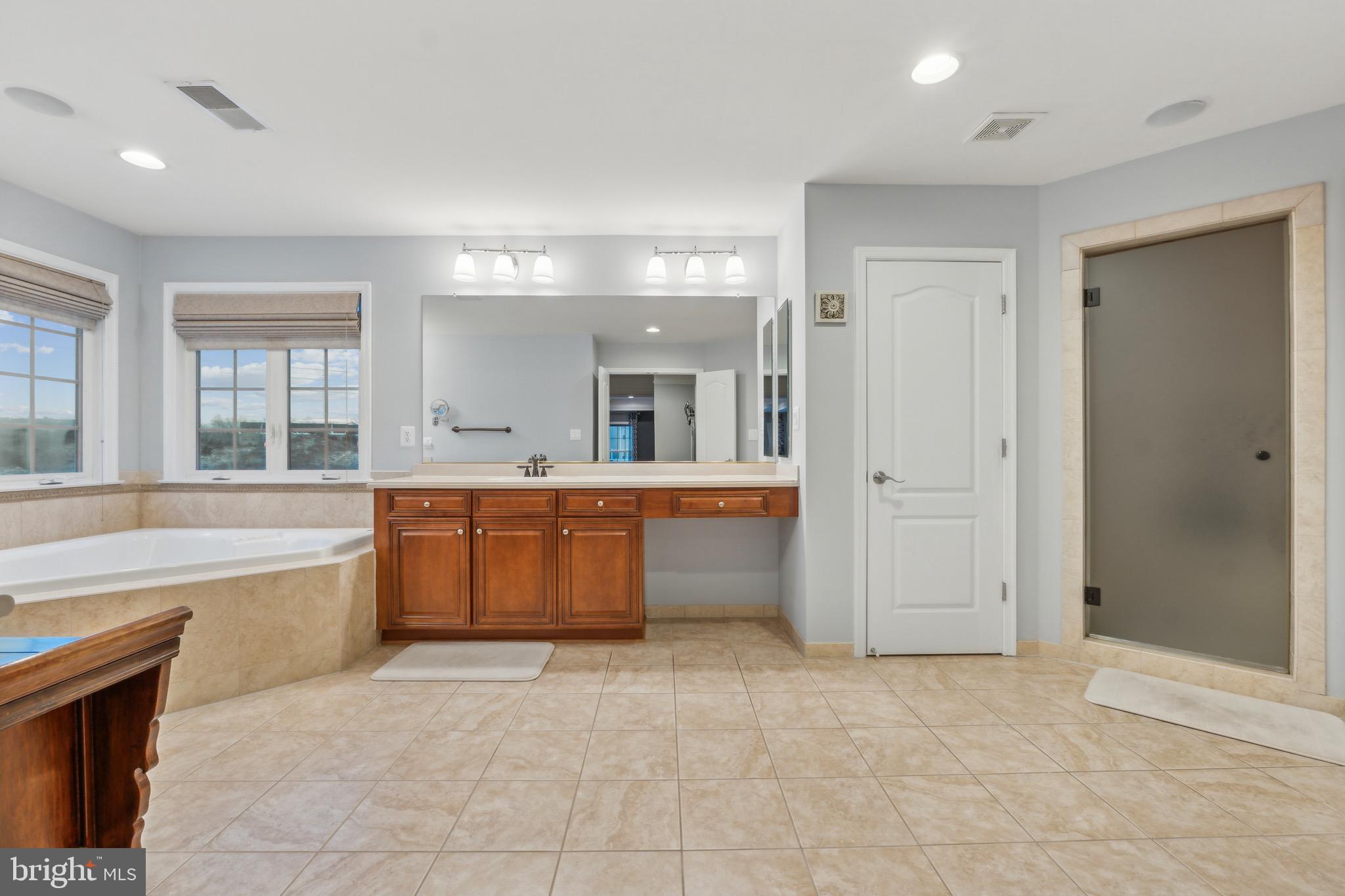 STONE RIDGE - Residential