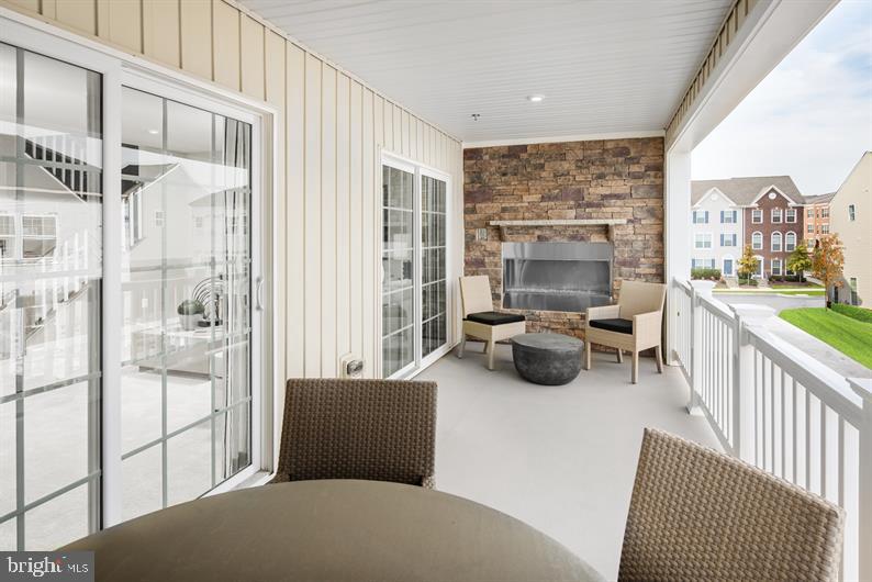 SOUTHLAKE - Residential