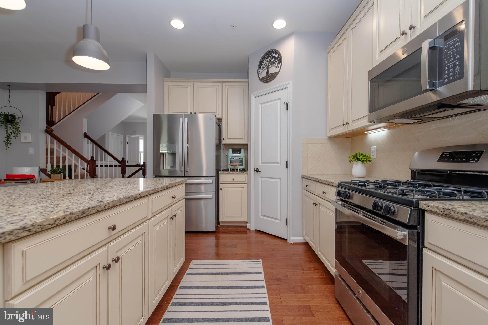 MAGNESS MILL - Residential
