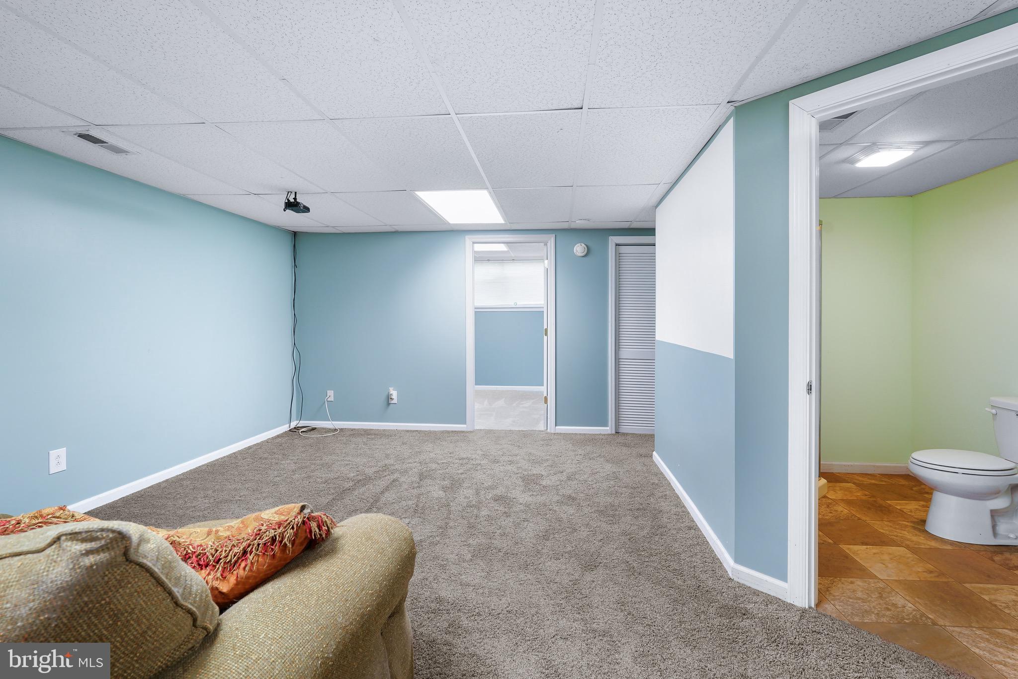 DUCK HARBOUR - Residential