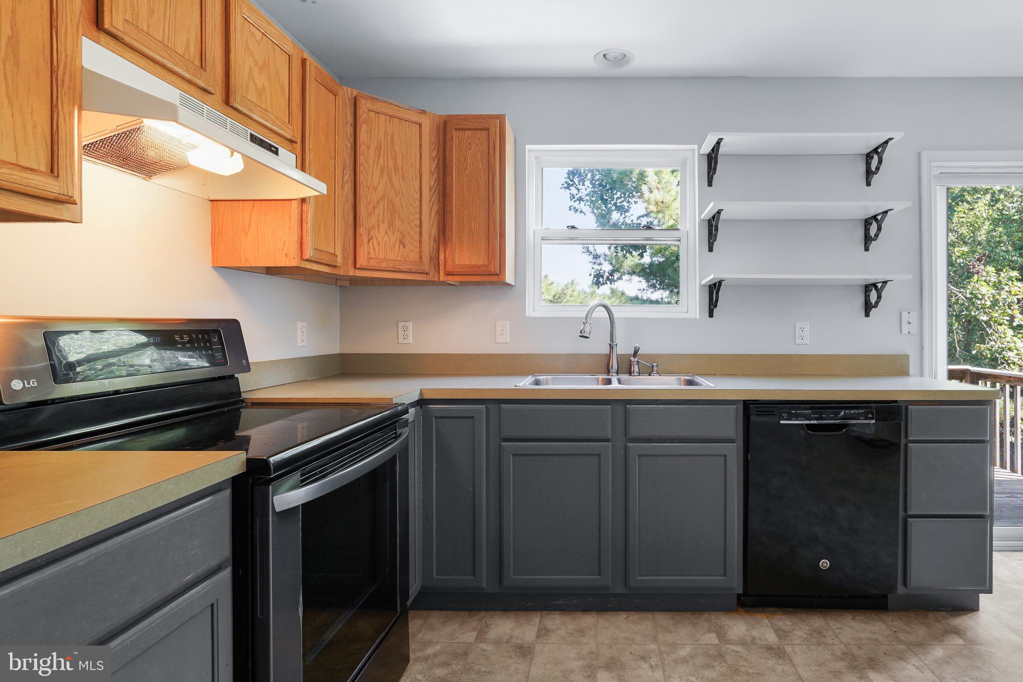 DUCK HARBOUR - Residential