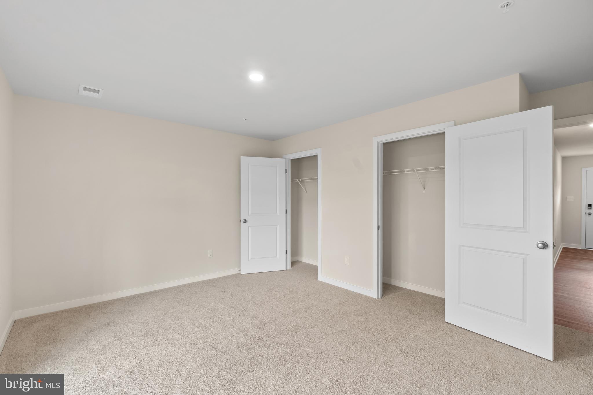 PINEGROVE - Residential