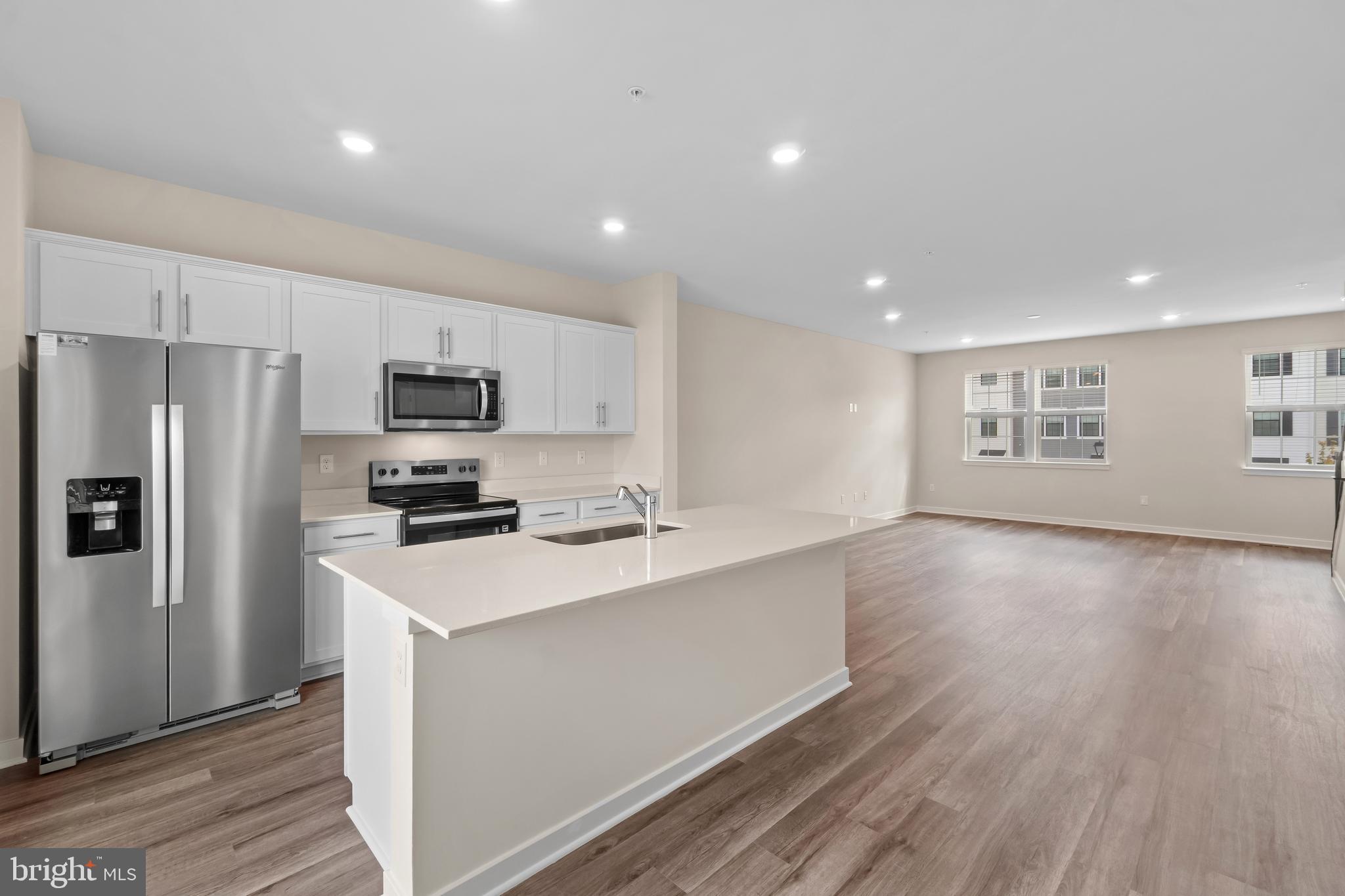 PINEGROVE - Residential