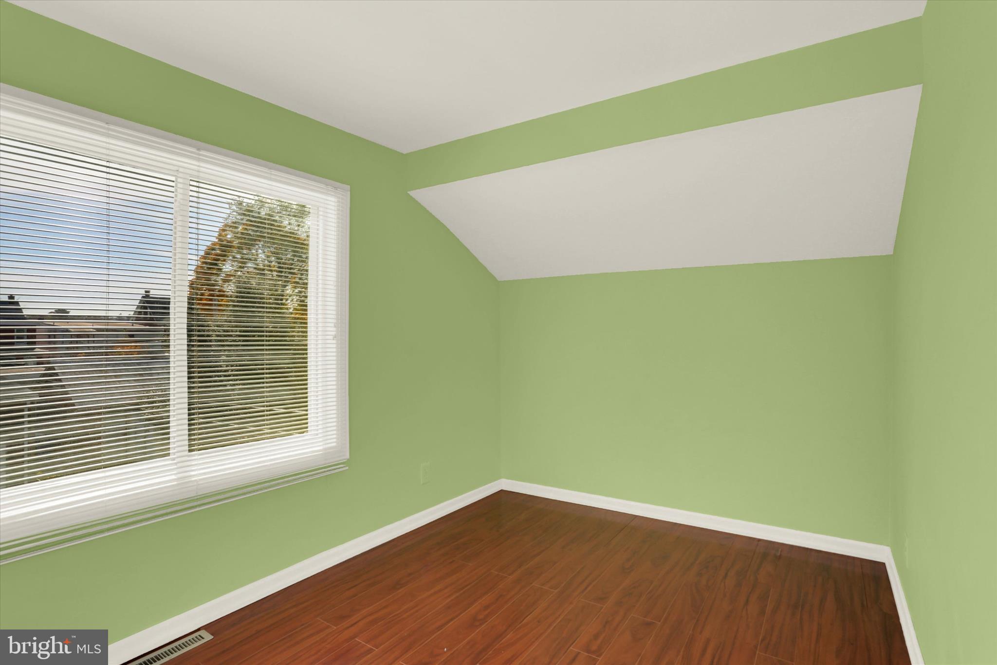 RIVERTON - Residential