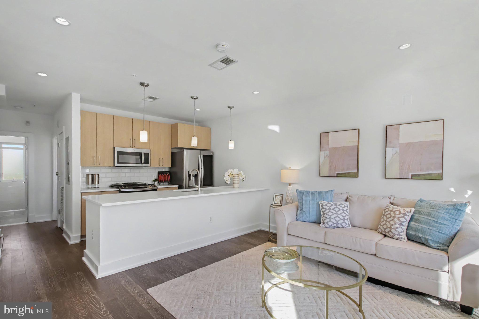 2724 12TH STREET NE 10