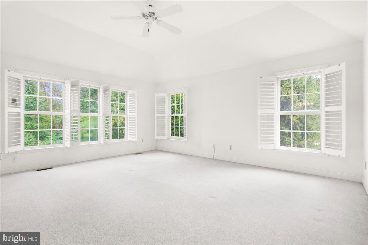 FERNLEIGH - Residential