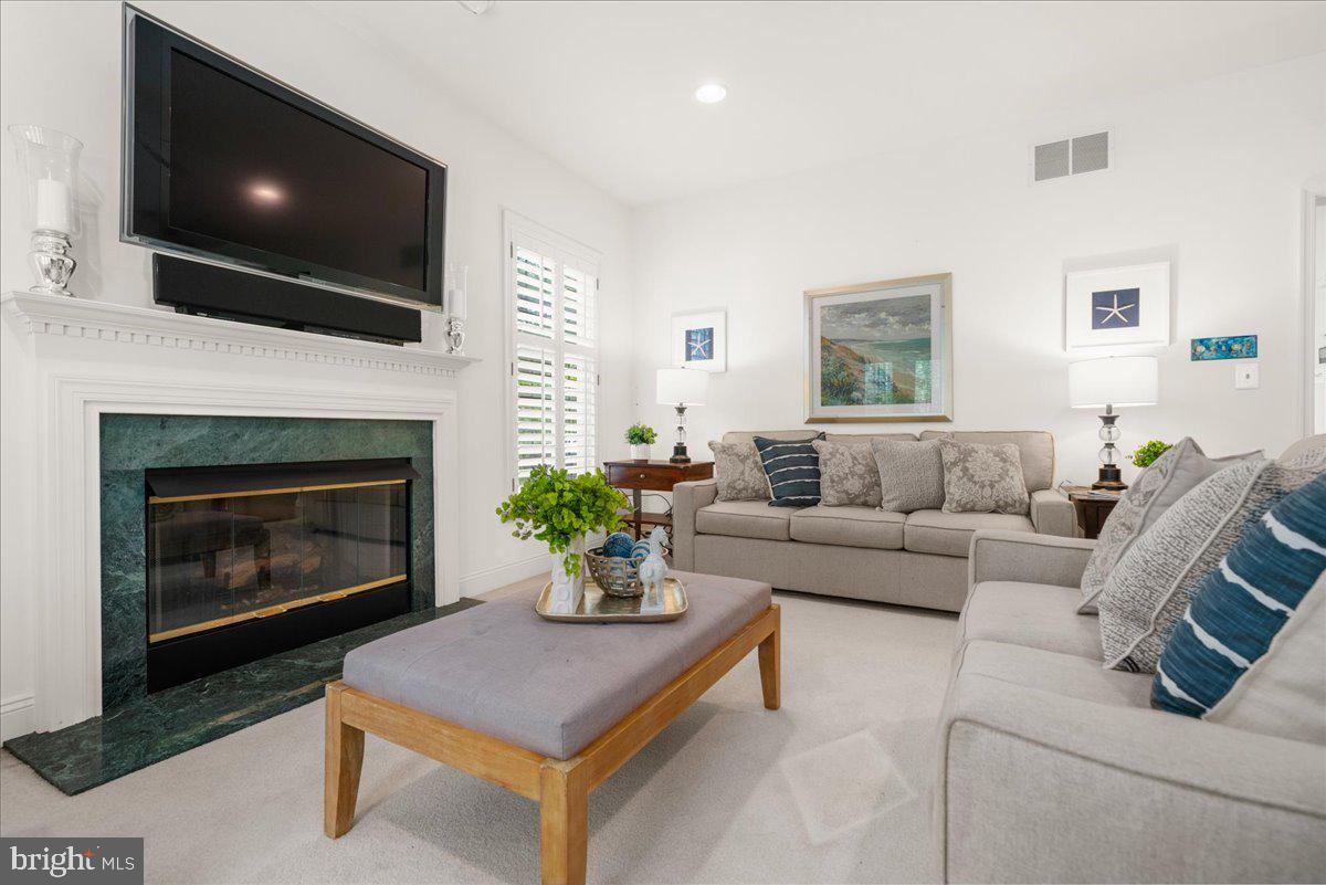 FERNLEIGH - Residential